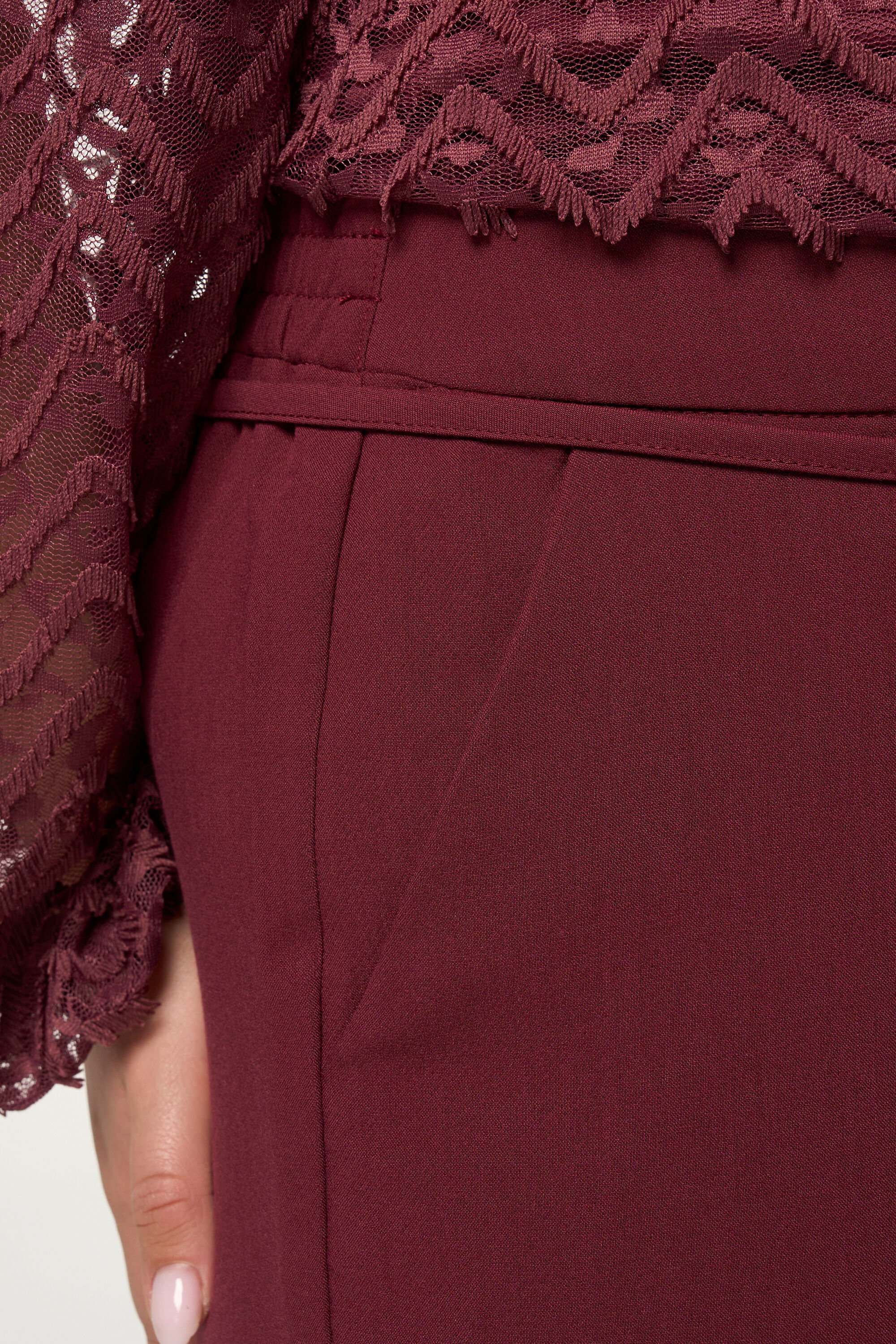 Pantalones de pernera ancha image number 4