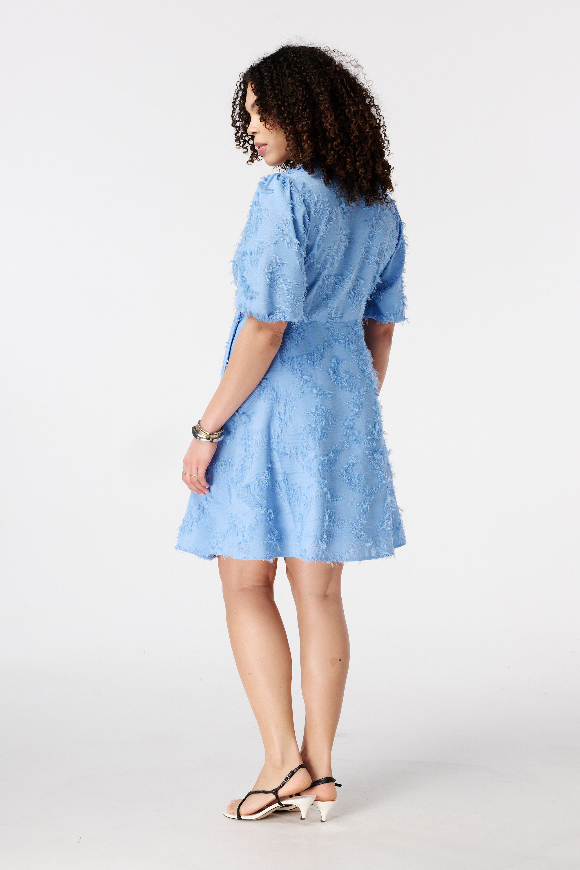 Vestido con look cruzado image number 3