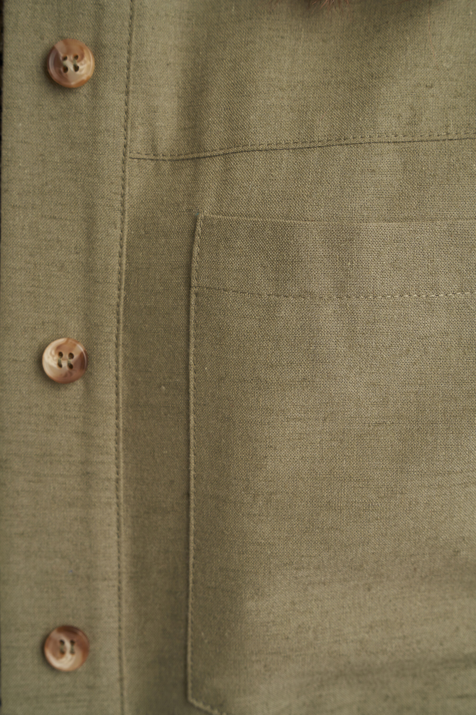 Chaqueta con cinto atado image number 7