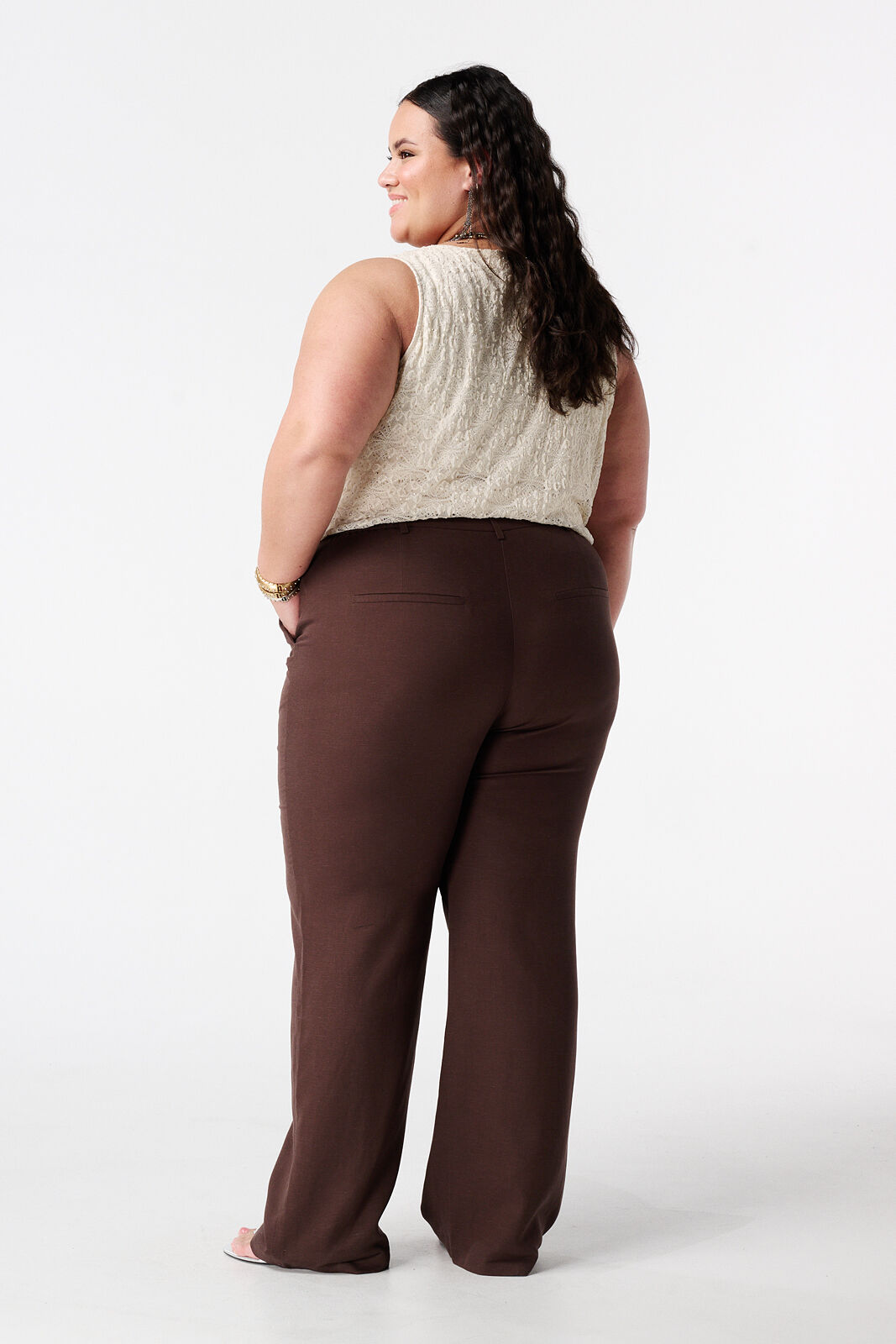 Pantal&oacute;n wide leg de lino image number 3