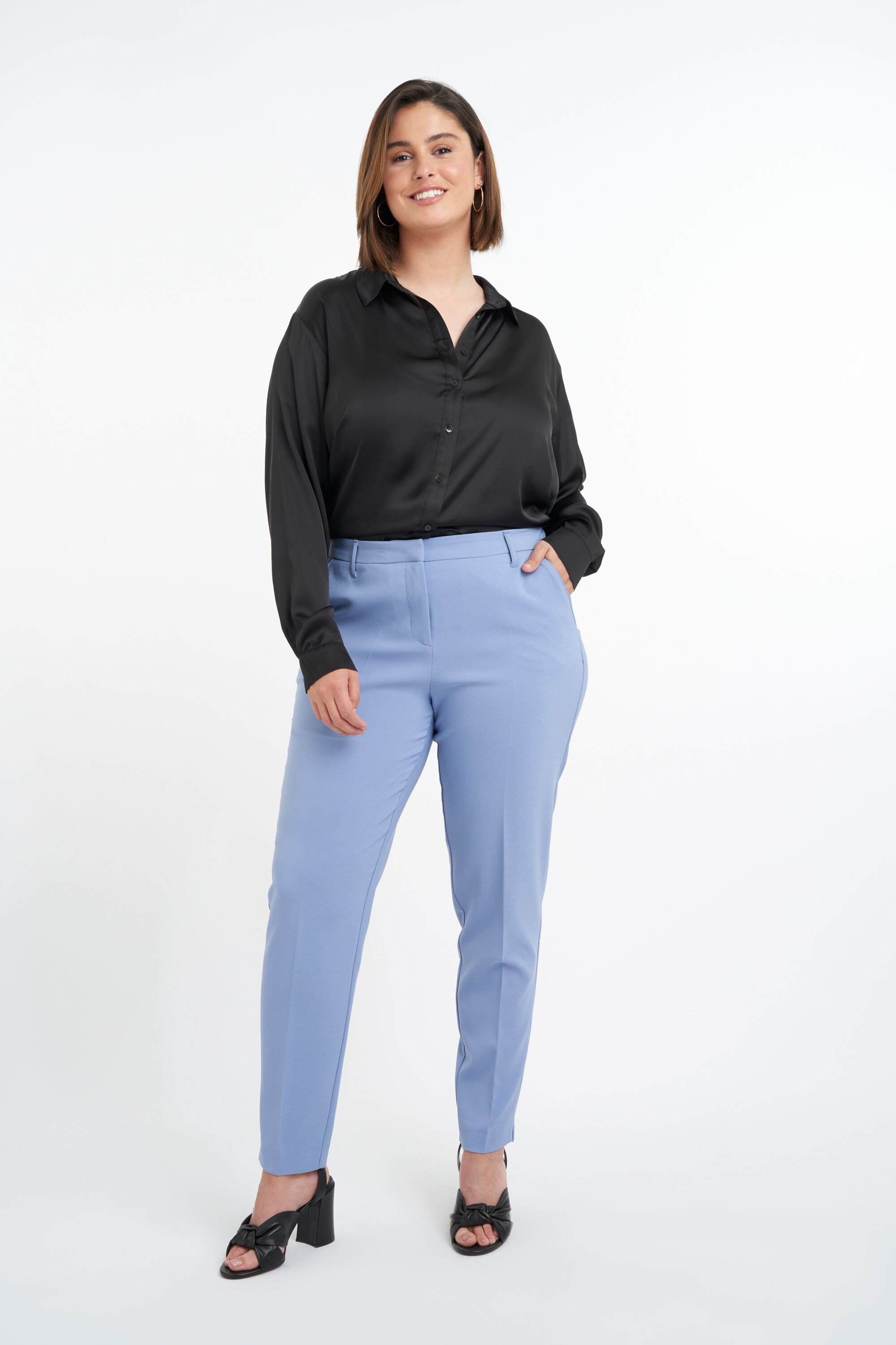 Blusa de sat&eacute;n  image number 5