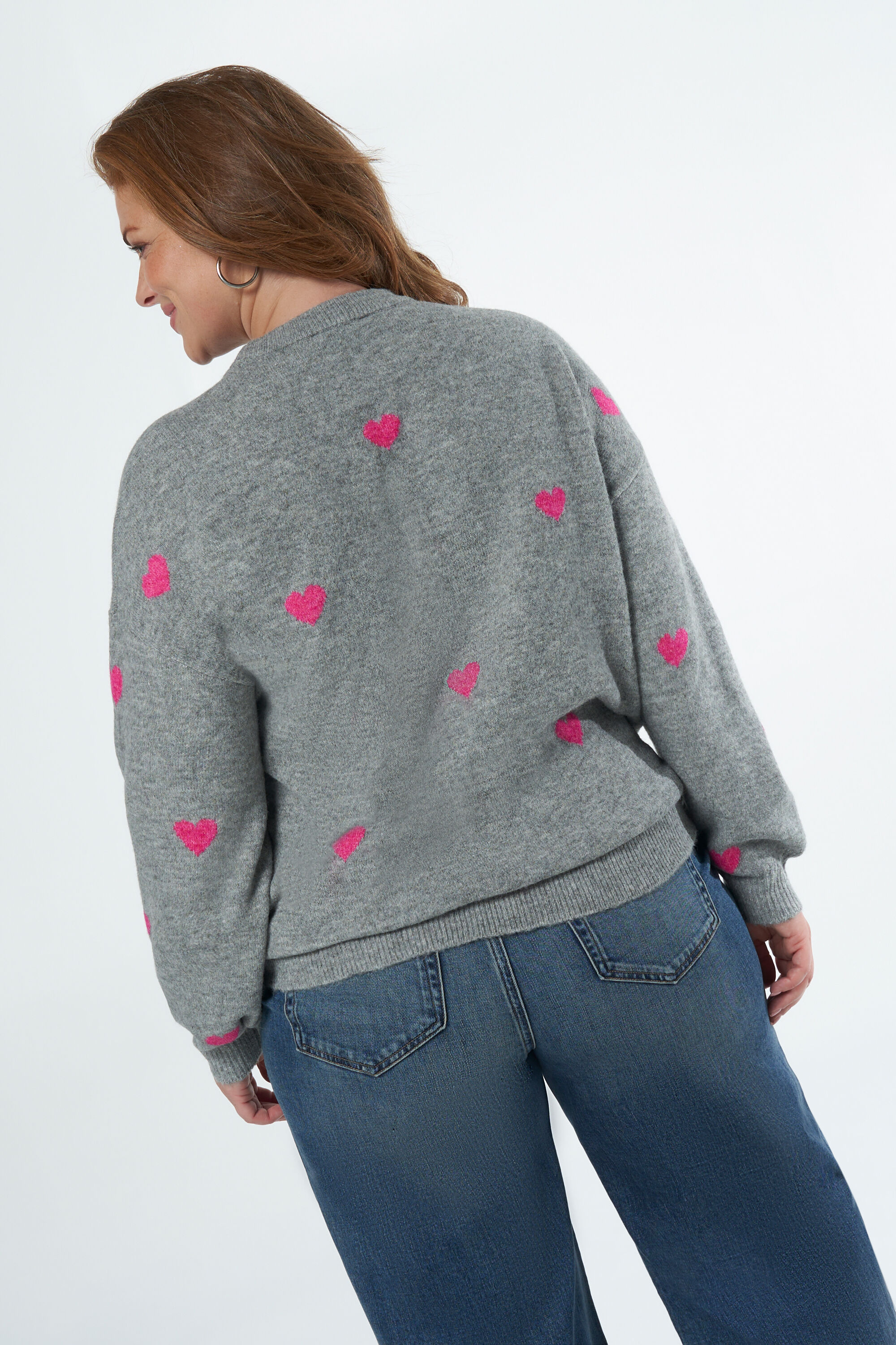 Su&eacute;ter con patr&oacute;n de corazones image number 3