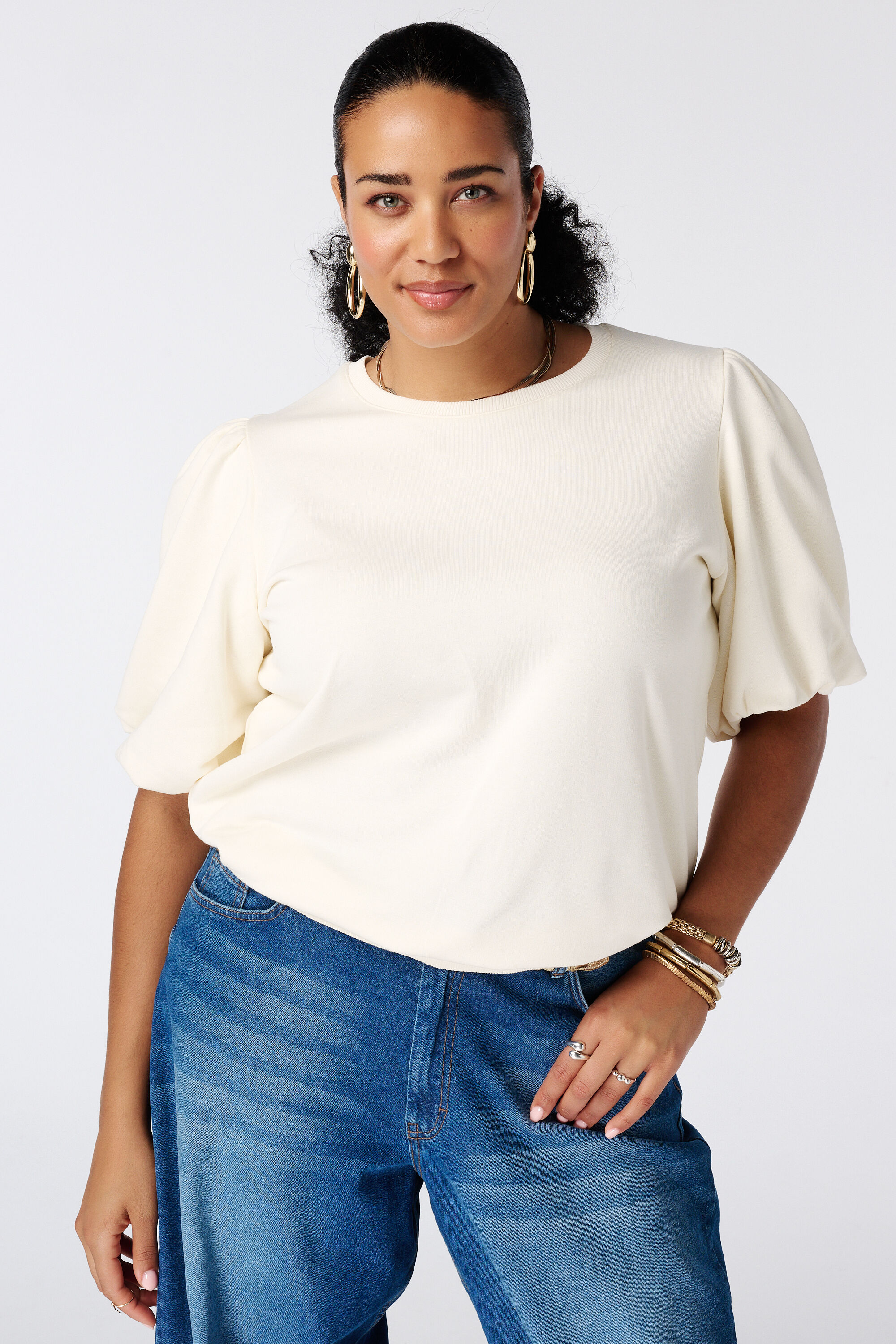 Sudadera con mangas abullonadas cortas