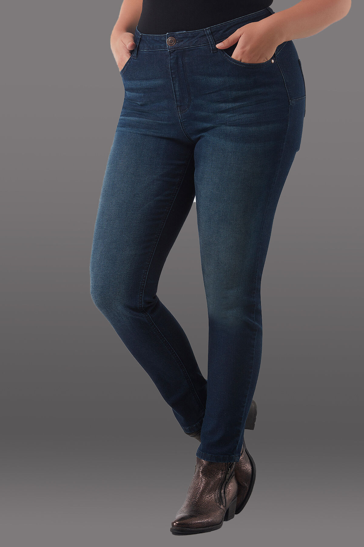 Magic Simplicity LIFTS vaqueros image number 4