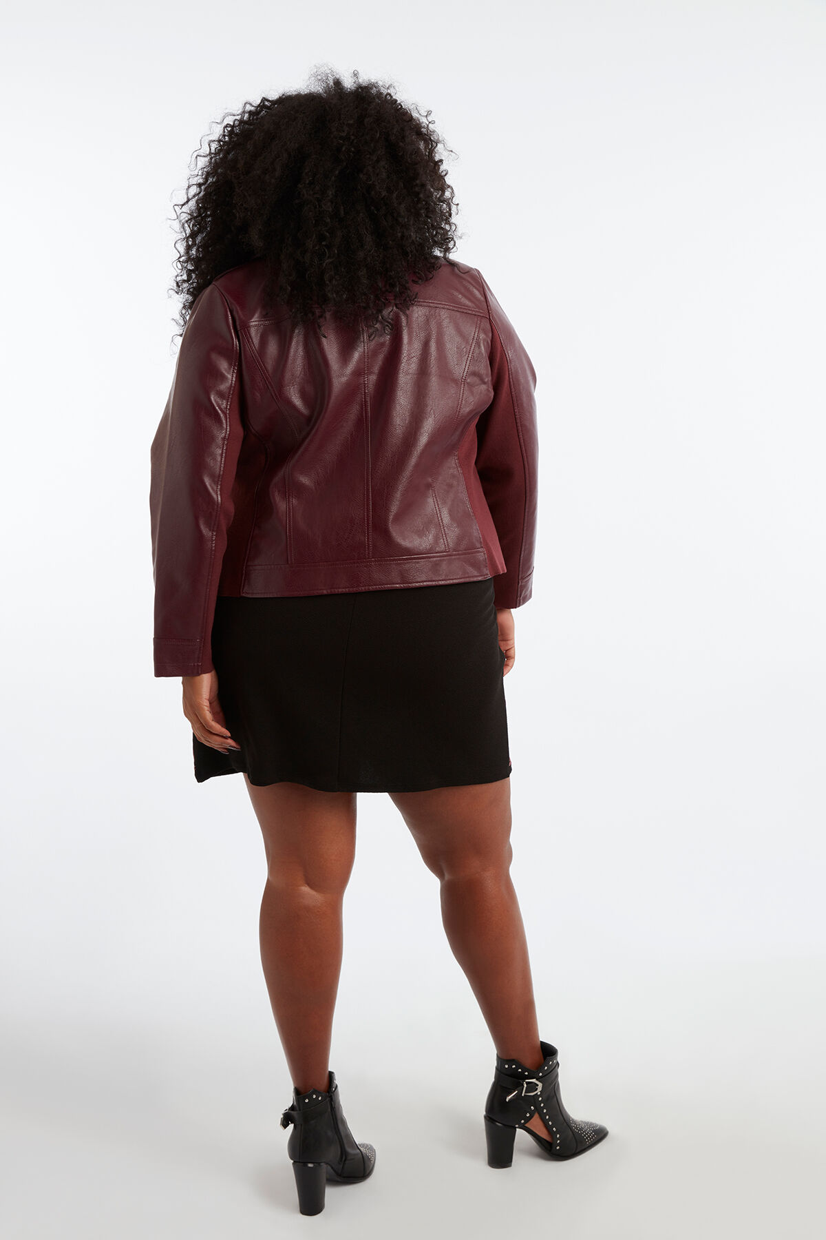 Chaqueta motera de cuero sint&eacute;tico image number 3