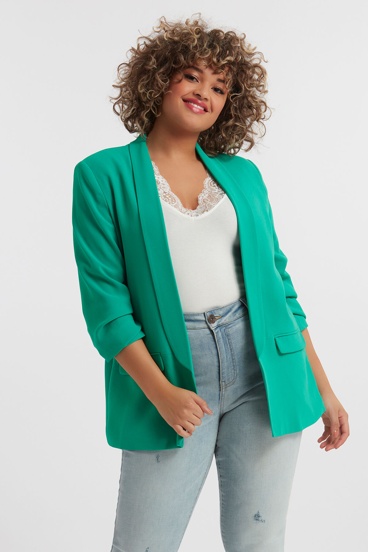 Blazer de crep&eacute; con efecto arrugado image number 5