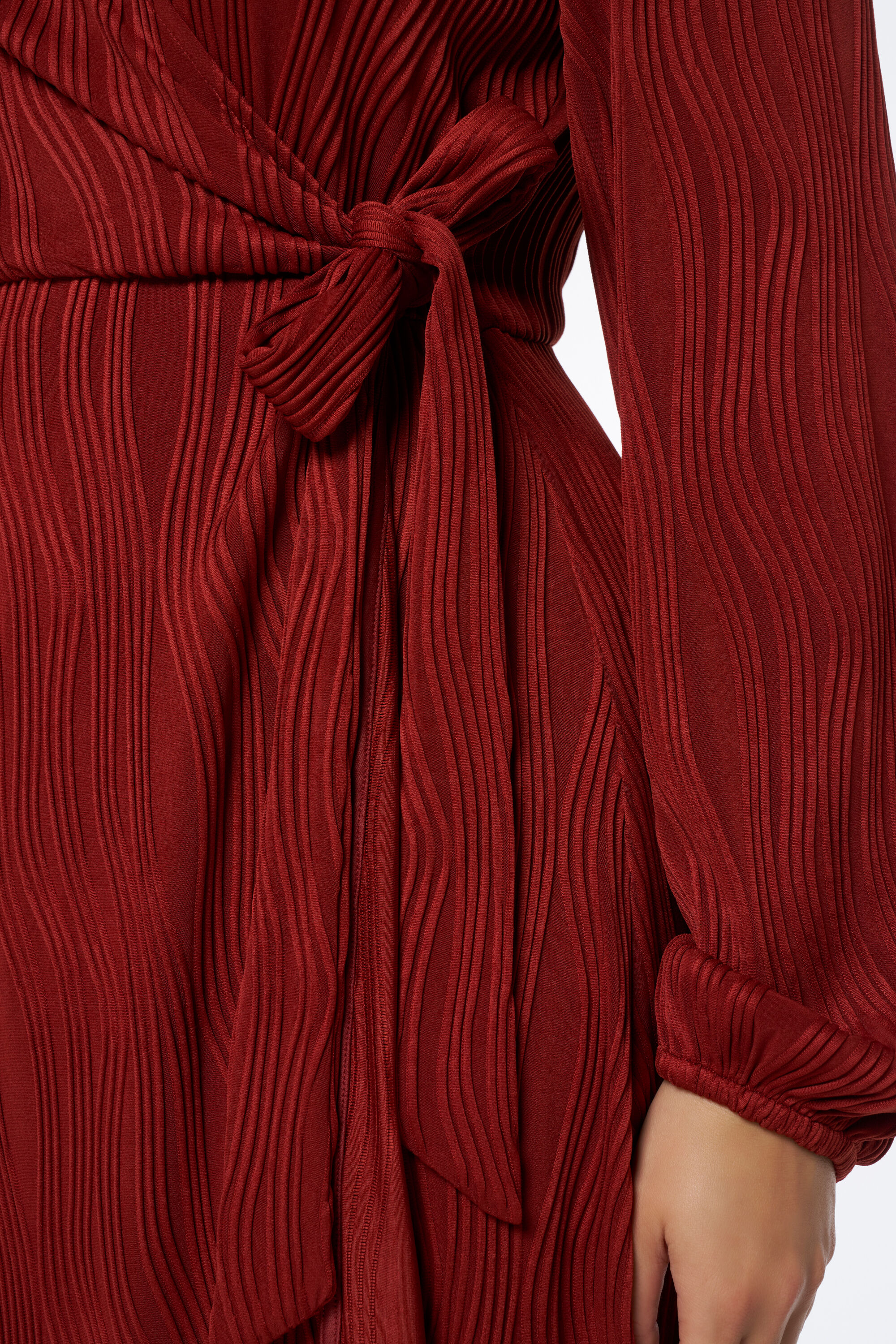 Vestido con textura image number 4