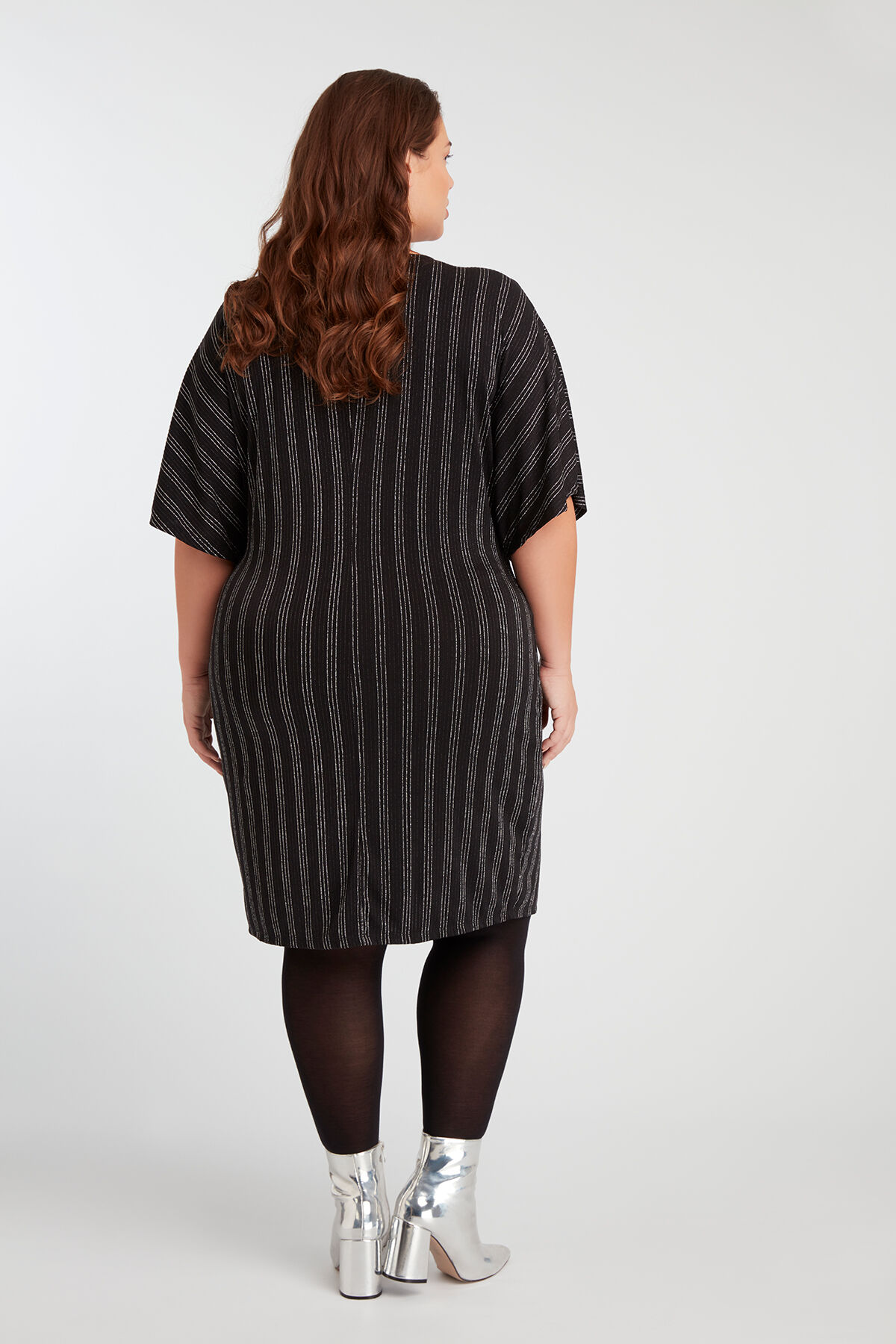 Vestido con l&uacute;rex image number 7