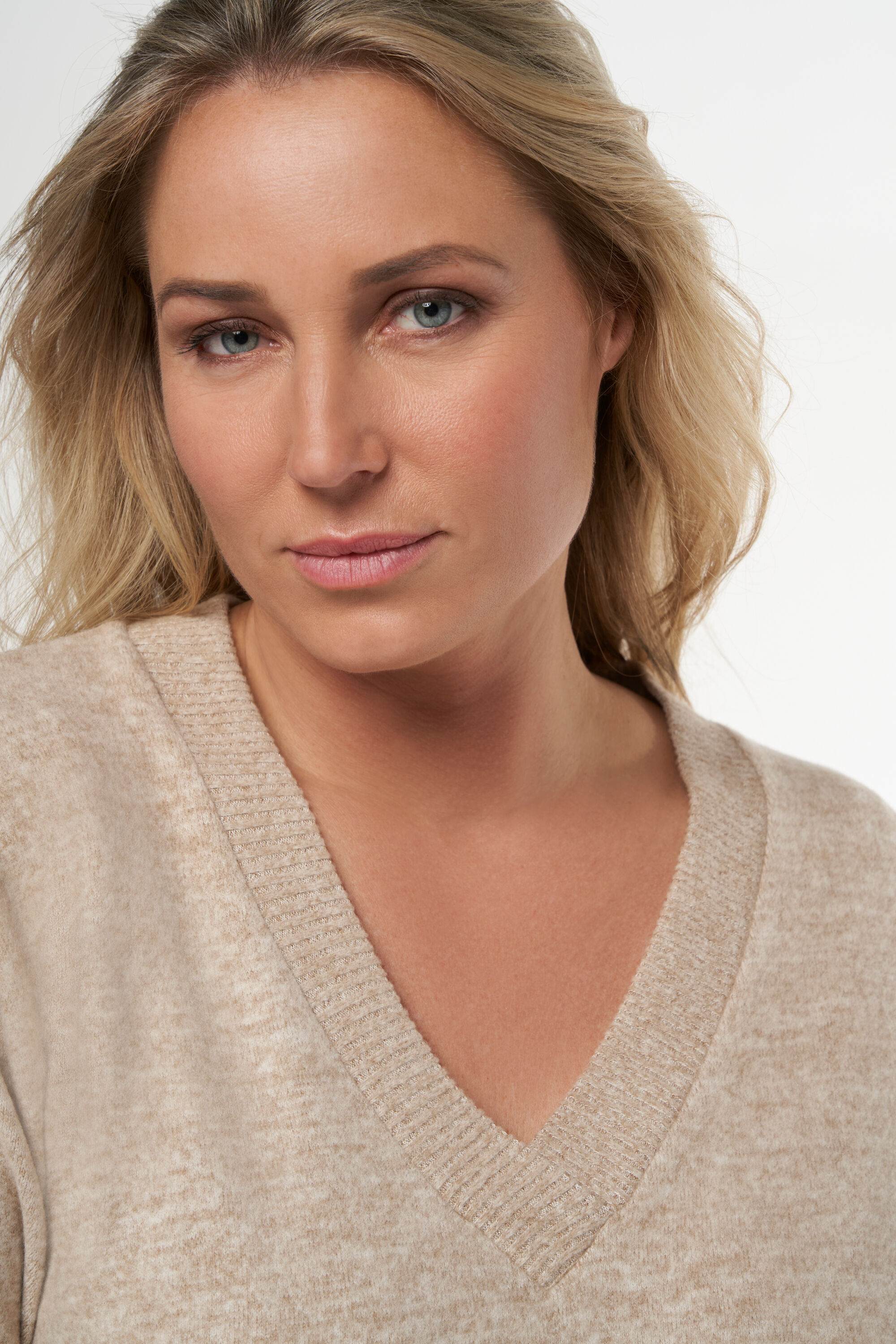 Vestido holgado de tela suave image number 2