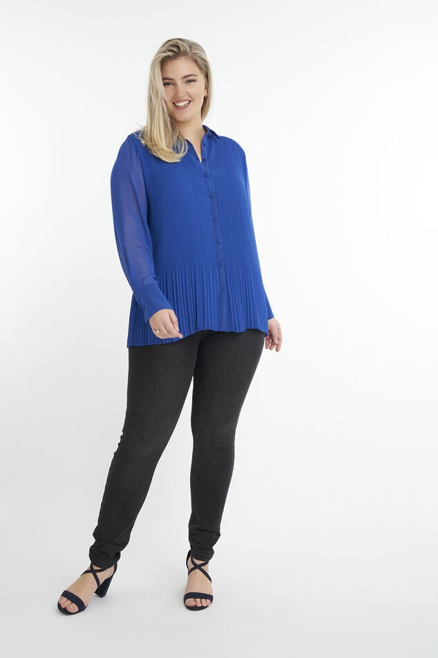 Blusa hecha de tejido plisado image number 5