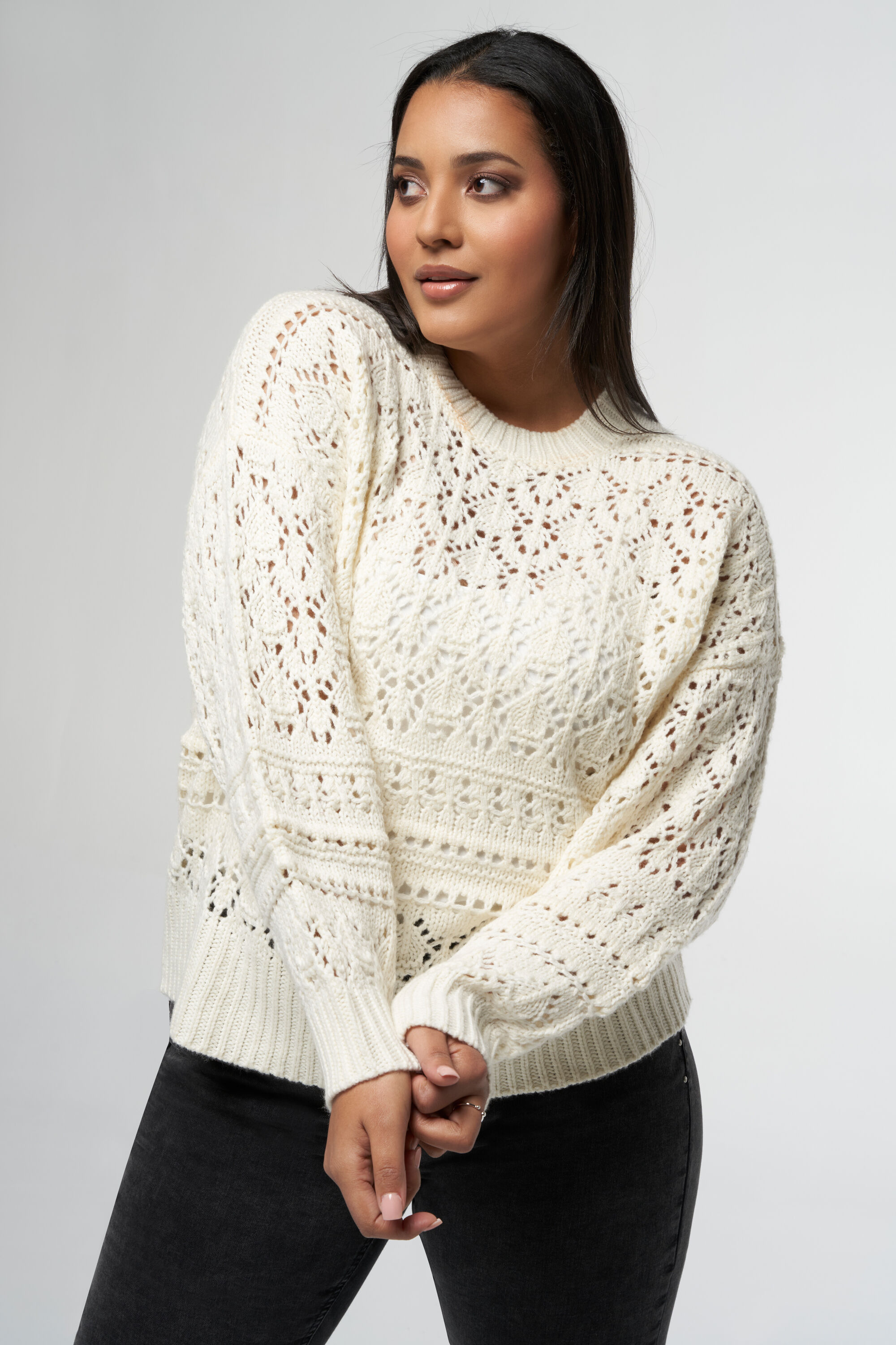 Su&eacute;ter de punto con patr&oacute;n calado  image number 6