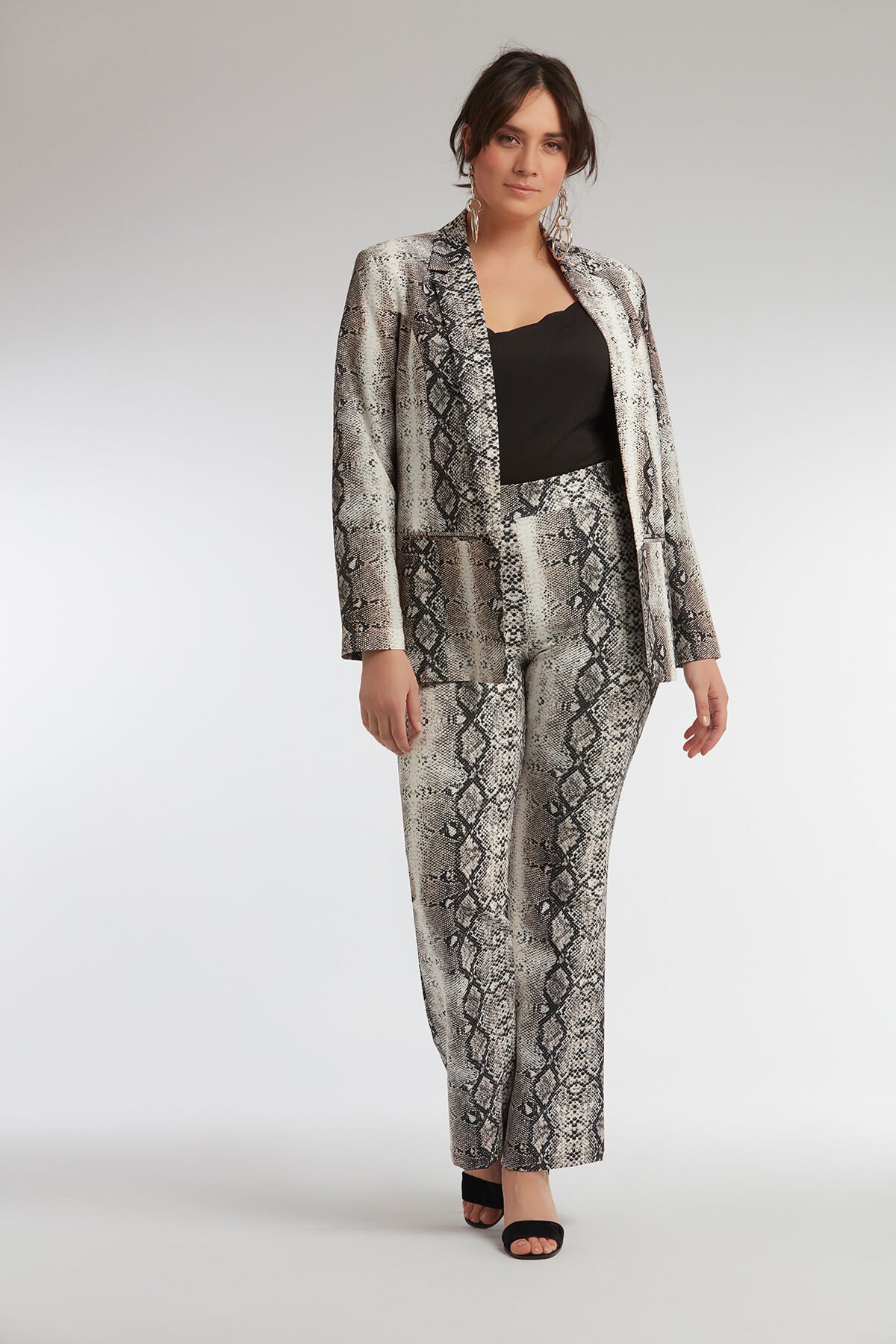 Pantalones con estampado de serpiente image number 6