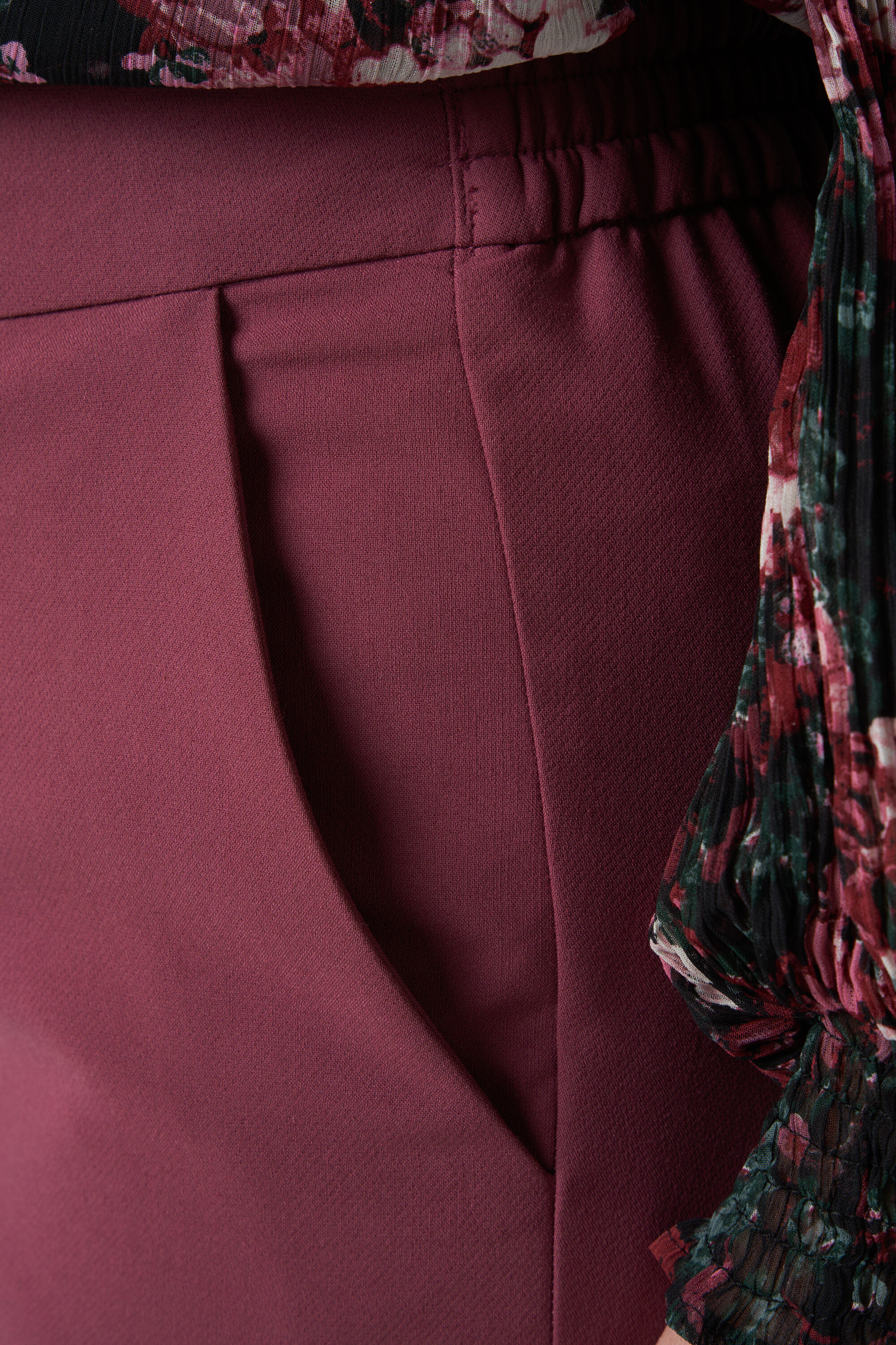 Pantalones de corte recto image number 5