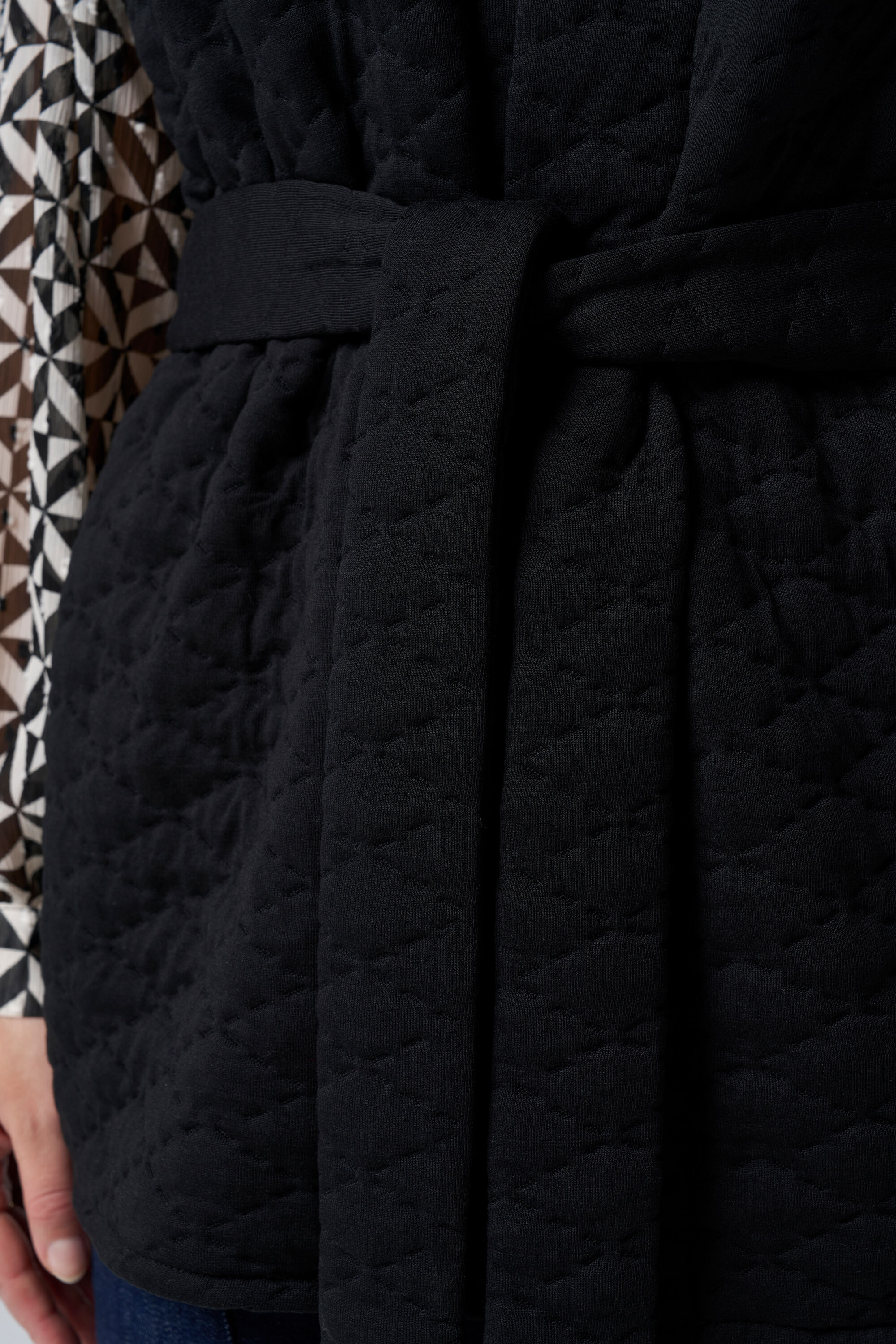 Chaleco holgado con cintur&oacute;n image number 4