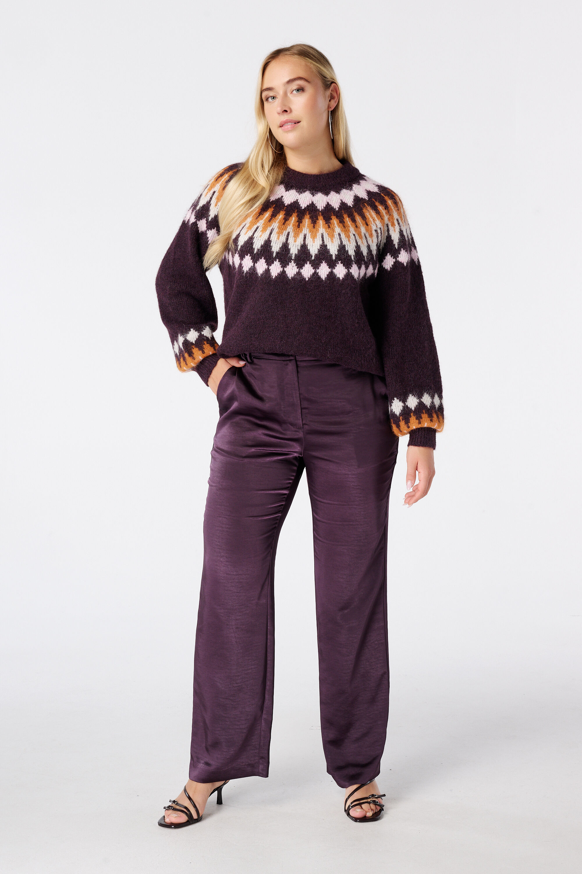 Pantal&oacute;n de efecto satinado