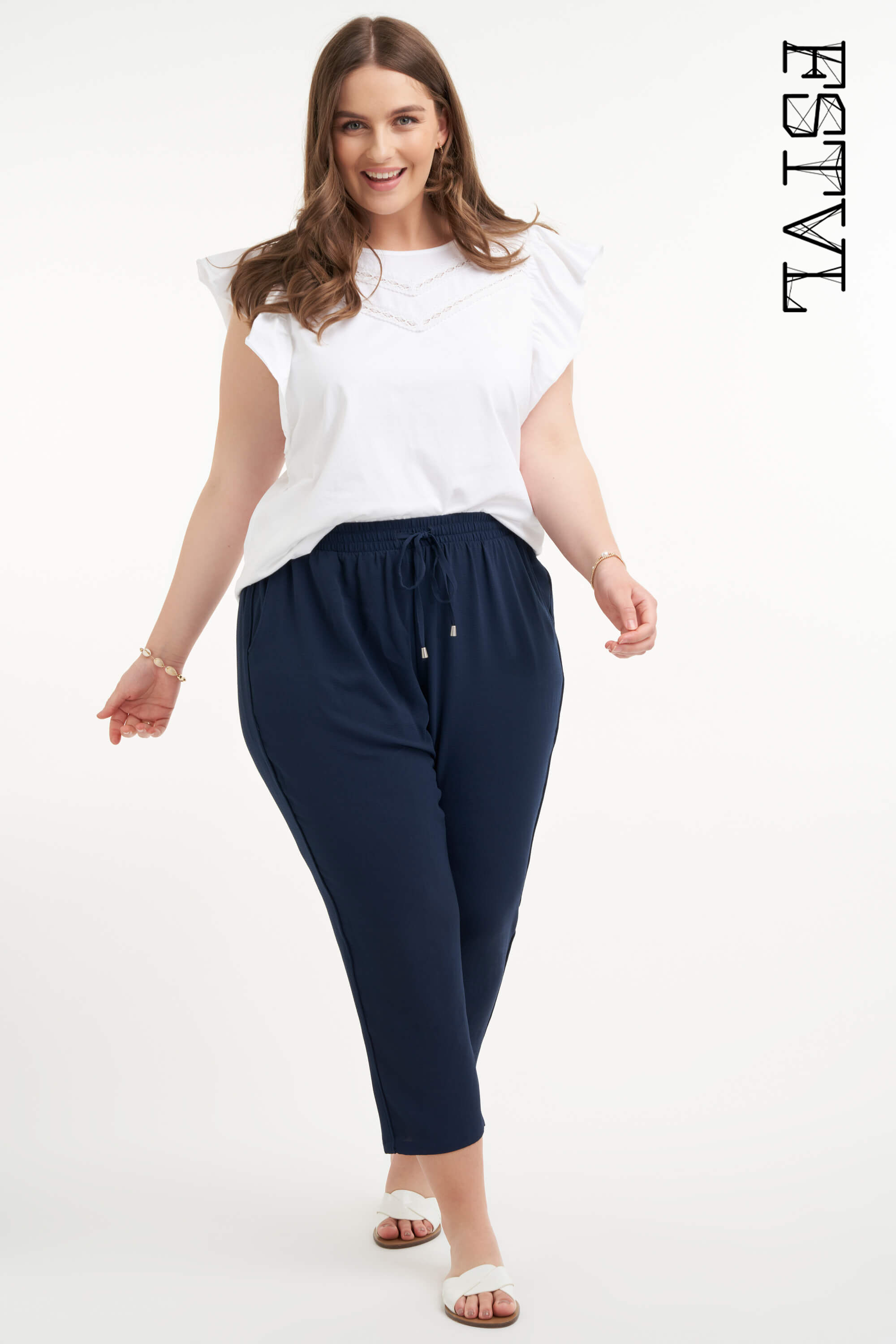 Pantalones holgados  image number 0