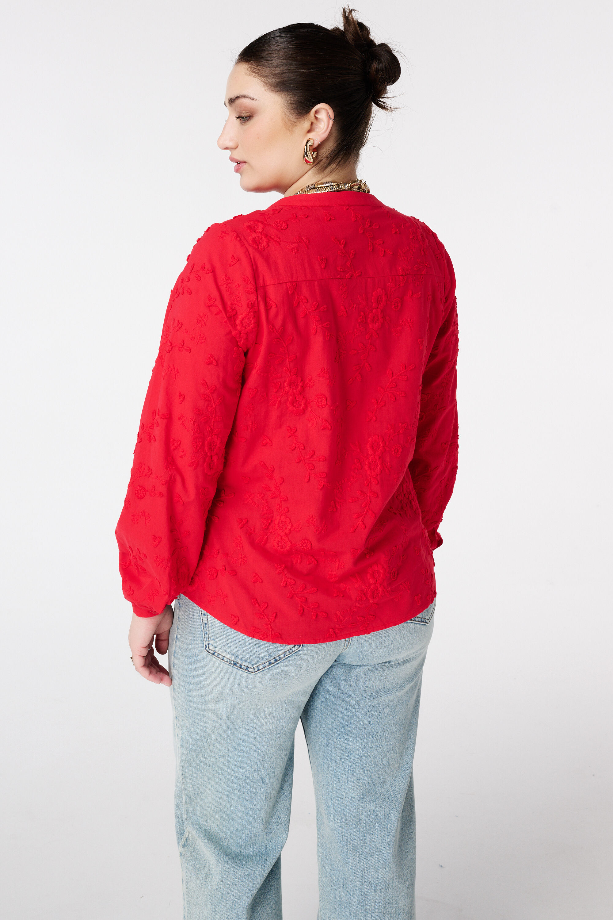 Blusa con estampado floral 3D image number 3