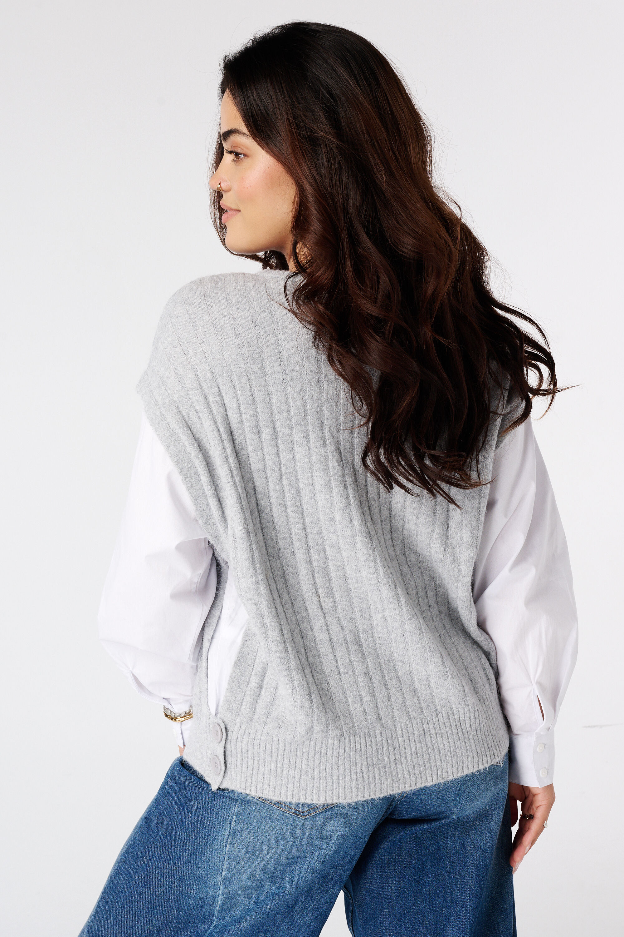 Jersey con mangas de blusa en contraste image number 3