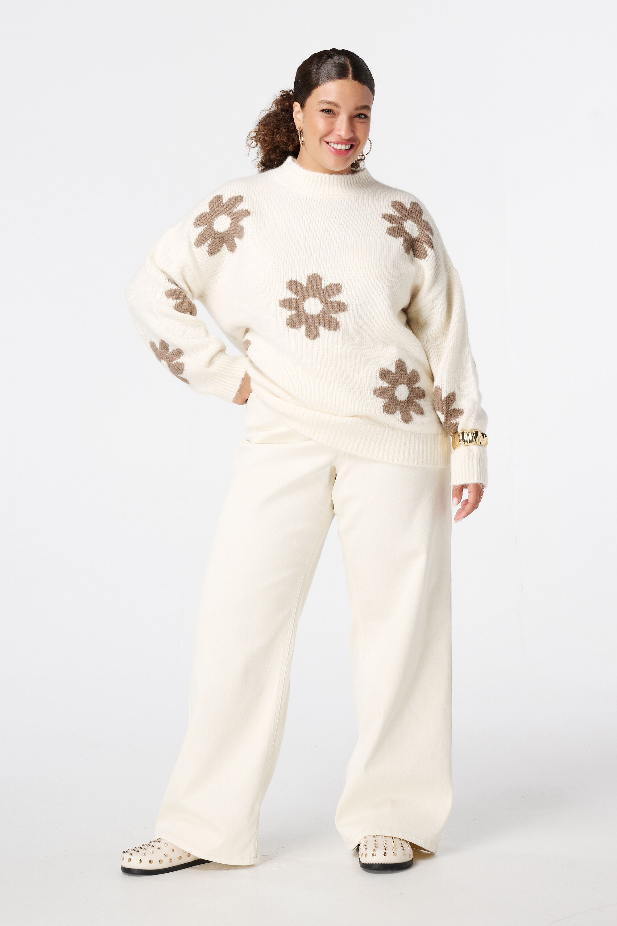 Jersey con estampado floral image number 5