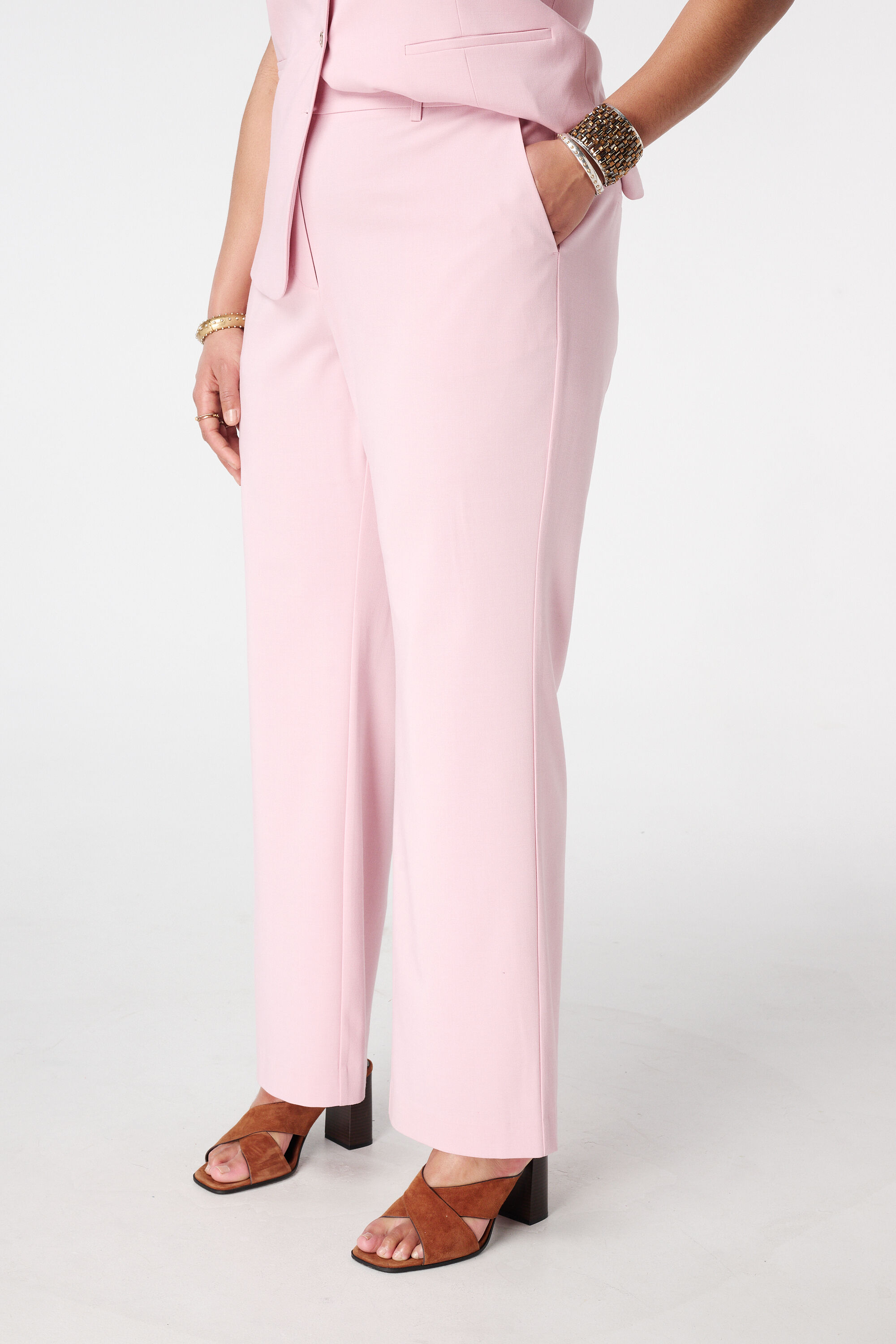 Pantal&oacute;n straight leg image number 5