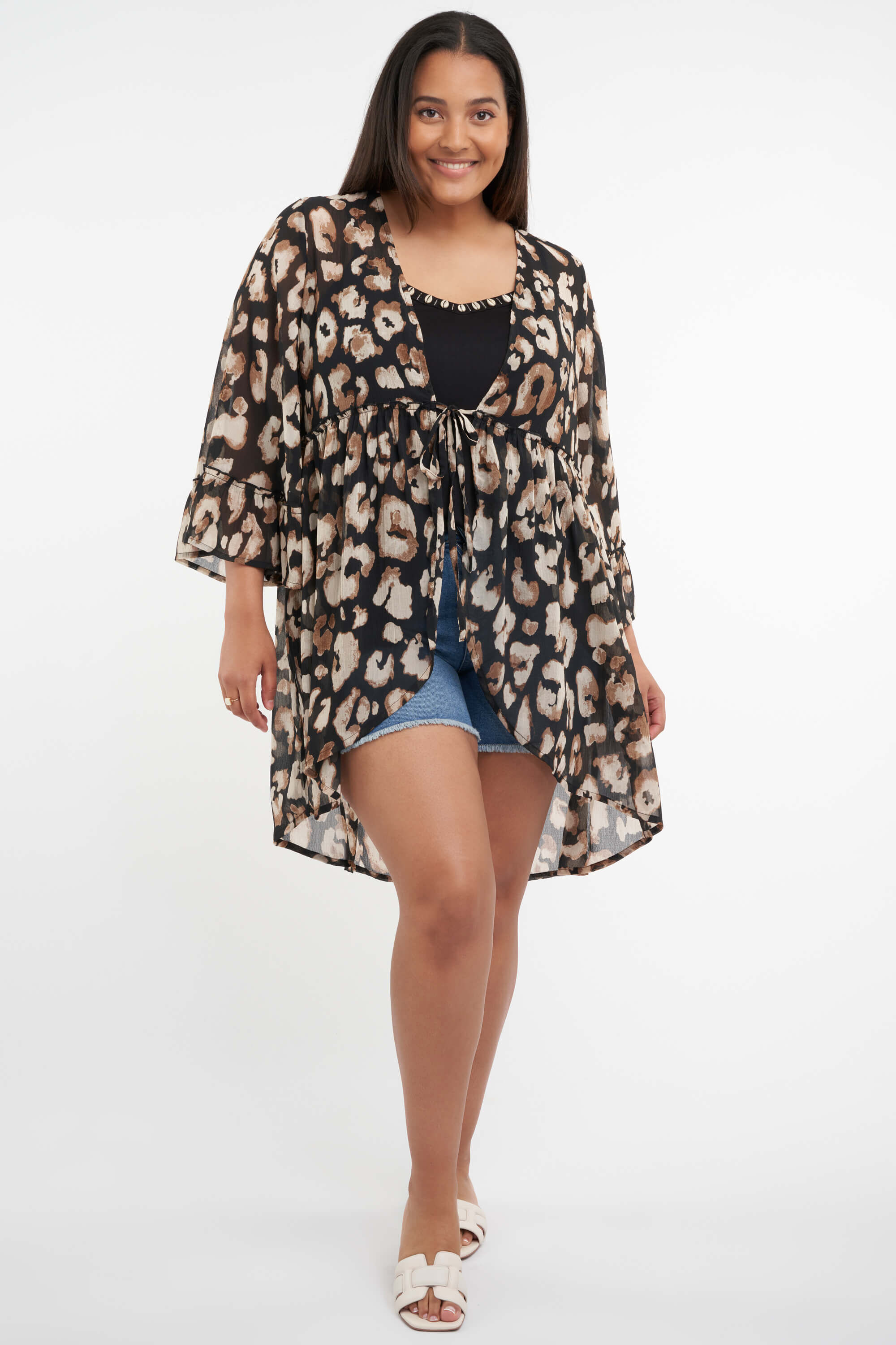 Blusa larga con estampado image number 4