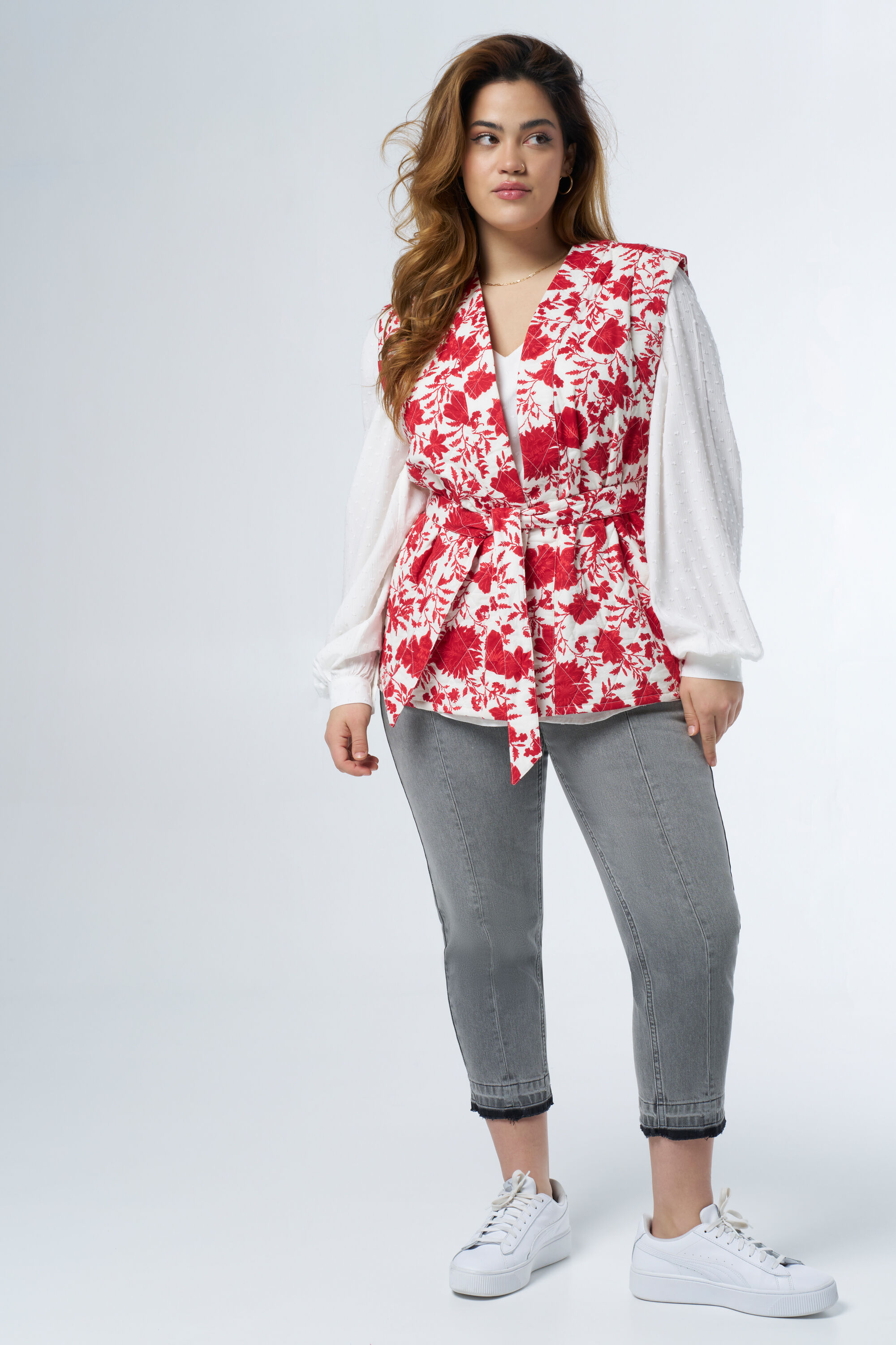 Chaleco con estampado image number 6