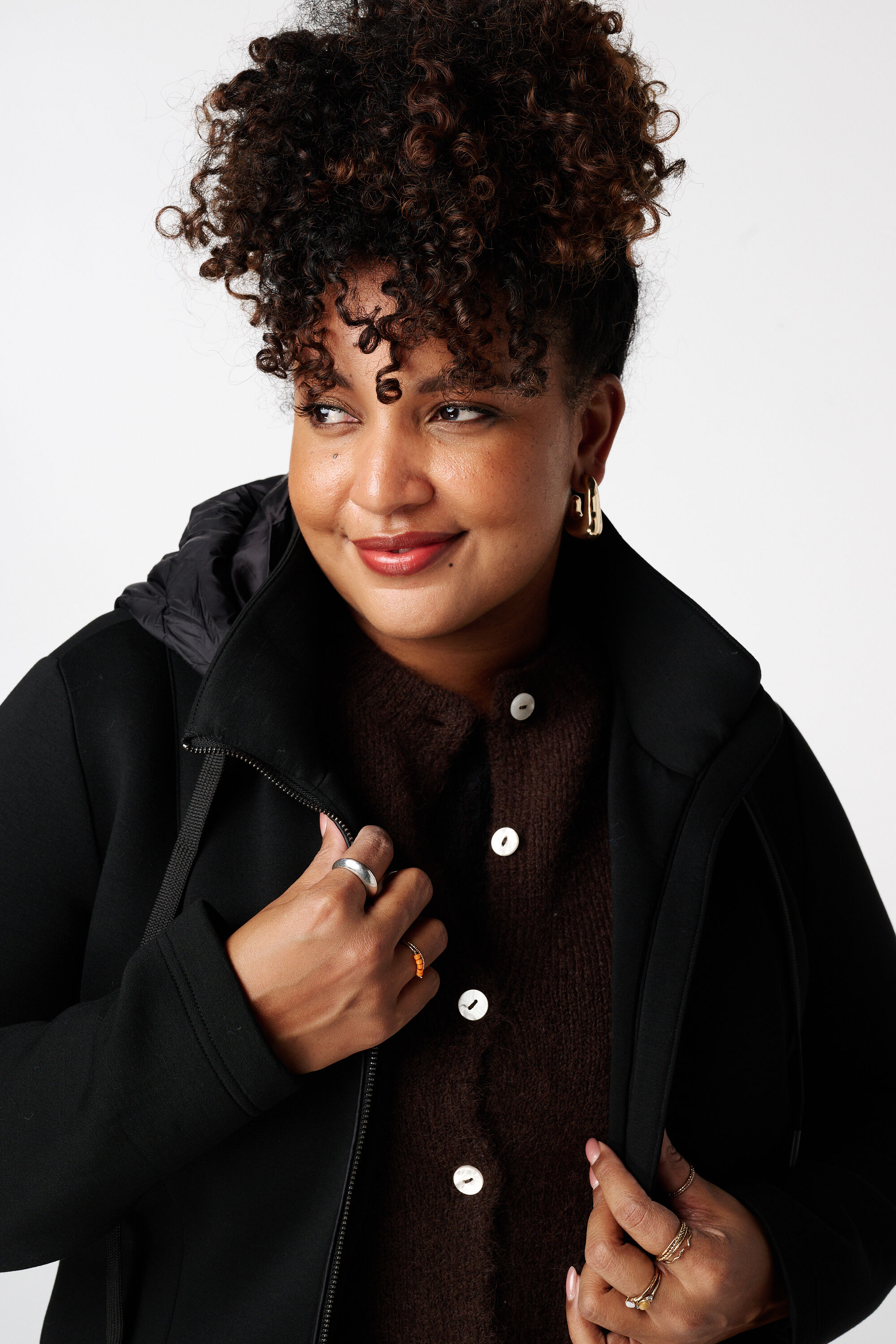 Abrigo con capucha image number 4