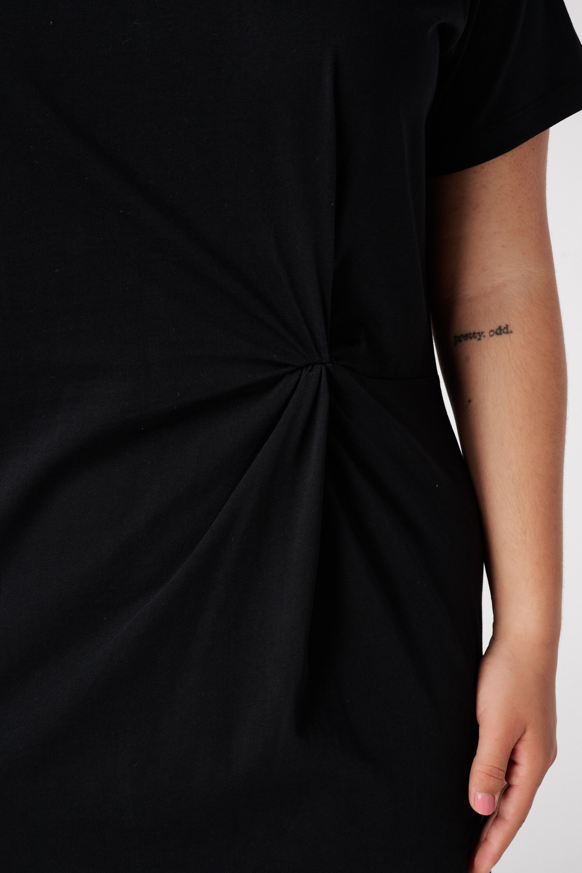 Vestido con detalle retorcido image number 5