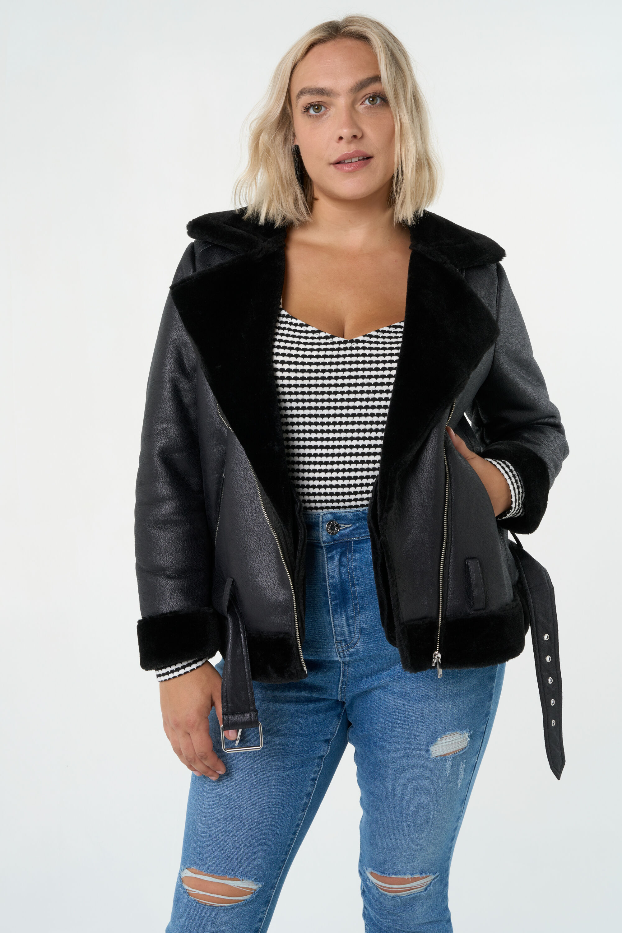 Cazadora biker con pelo sint&eacute;tico image number 4