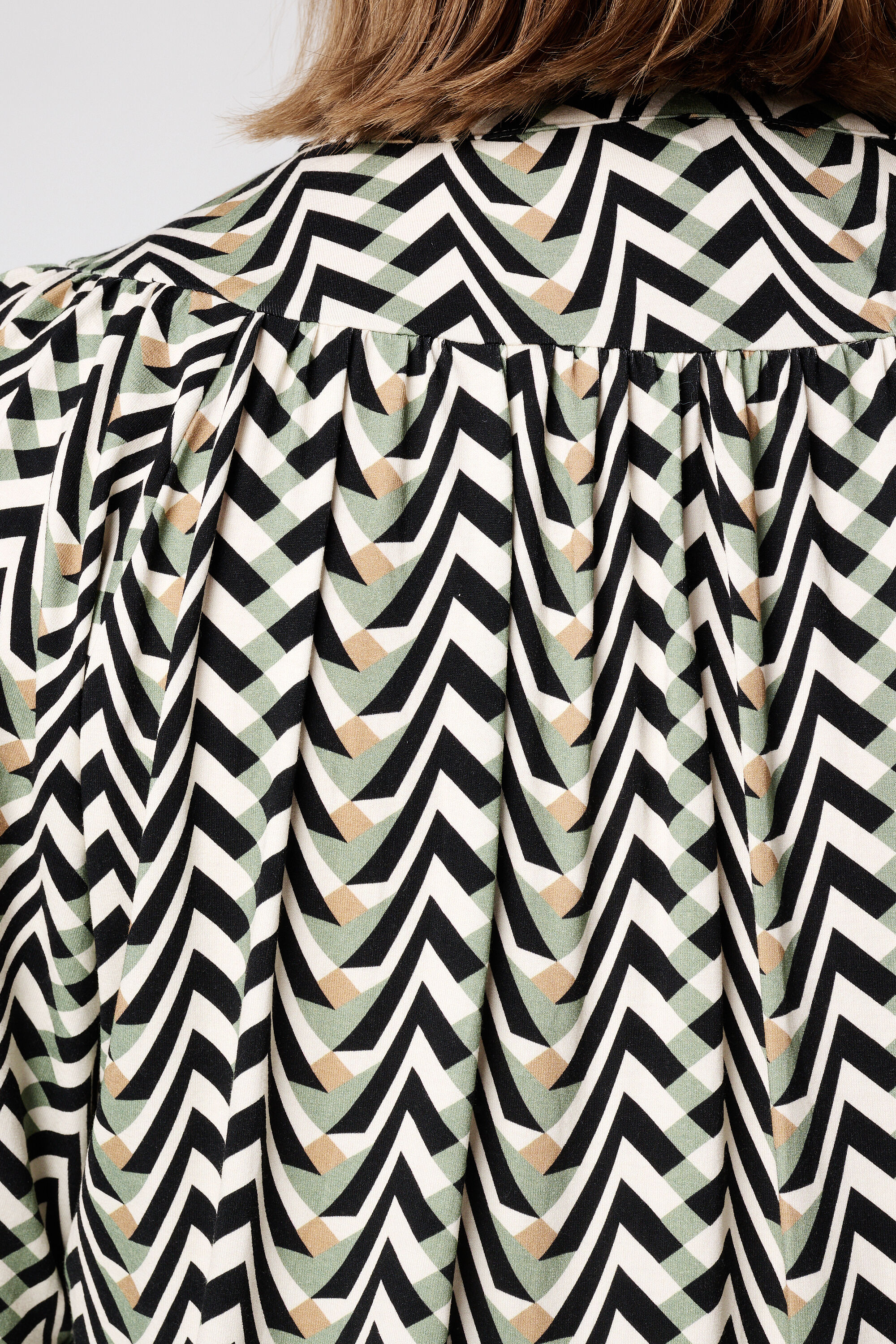 Top de punto con estampado image number 6