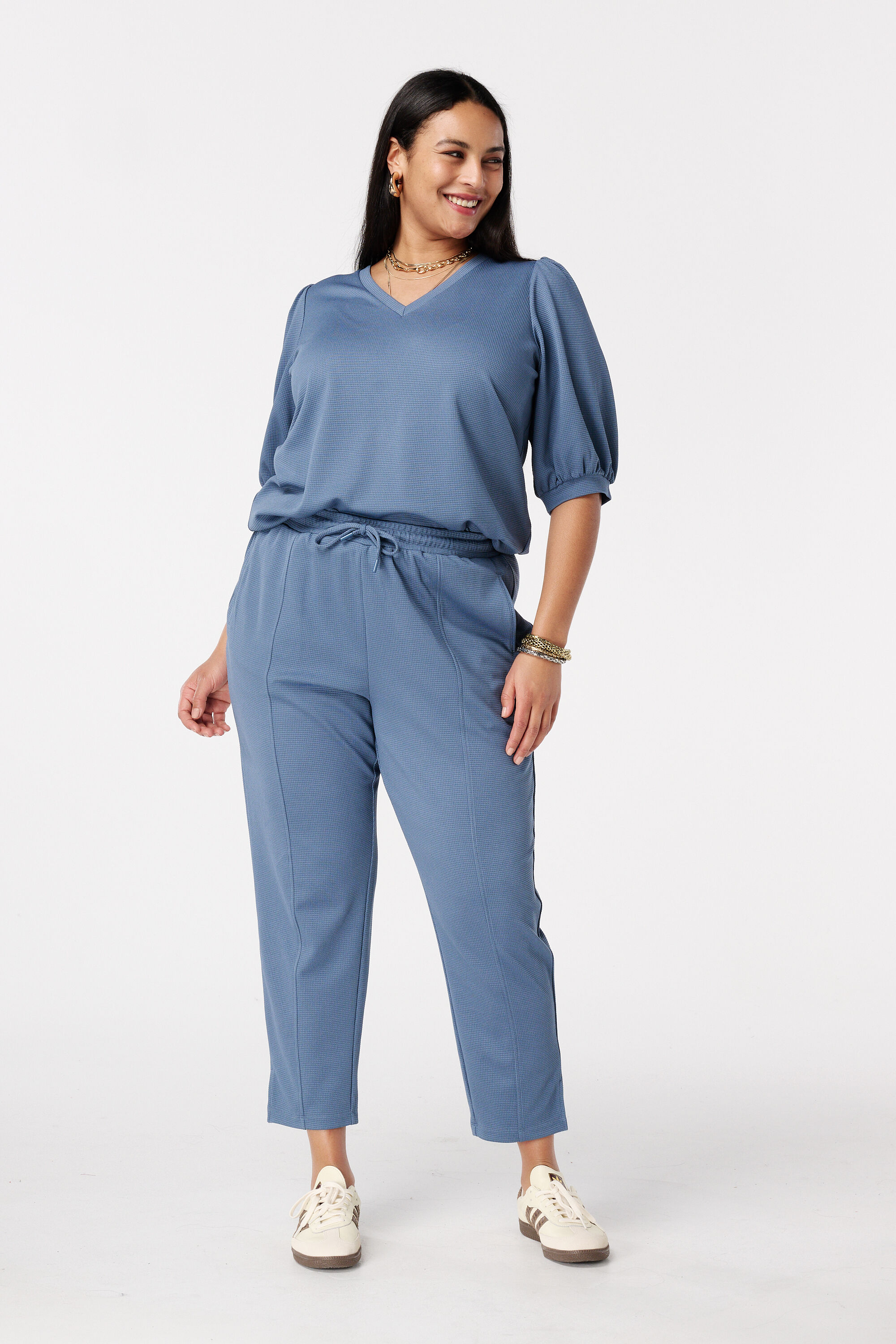 Top con mangas abullonadas image number 5