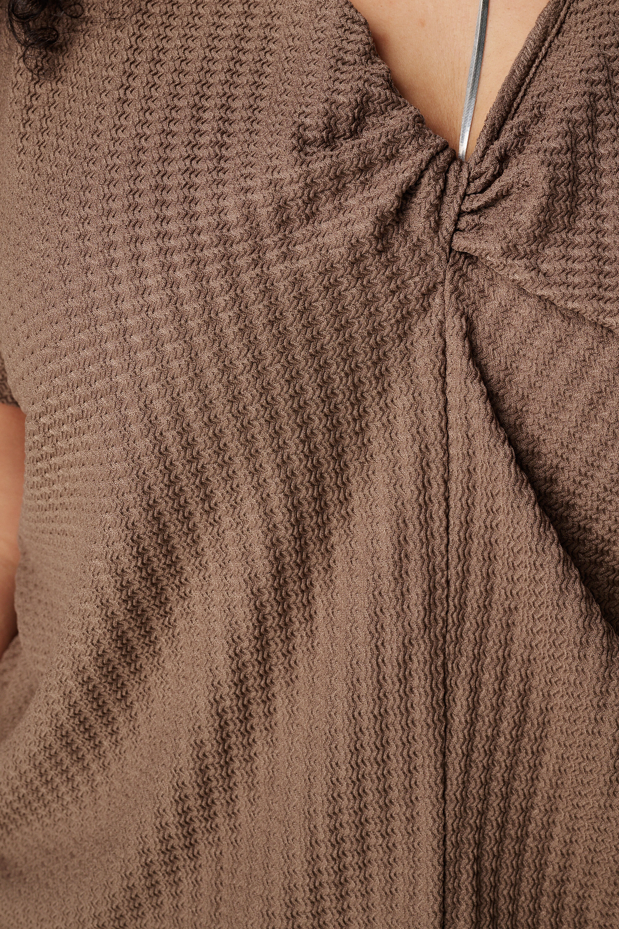 Top con mangas cortas image number 6