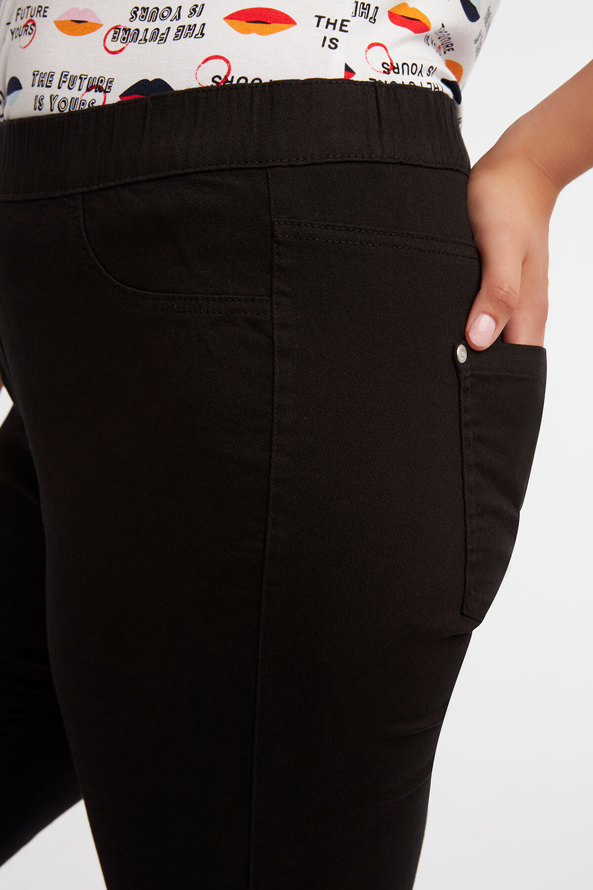 Leggings pirata image number 3