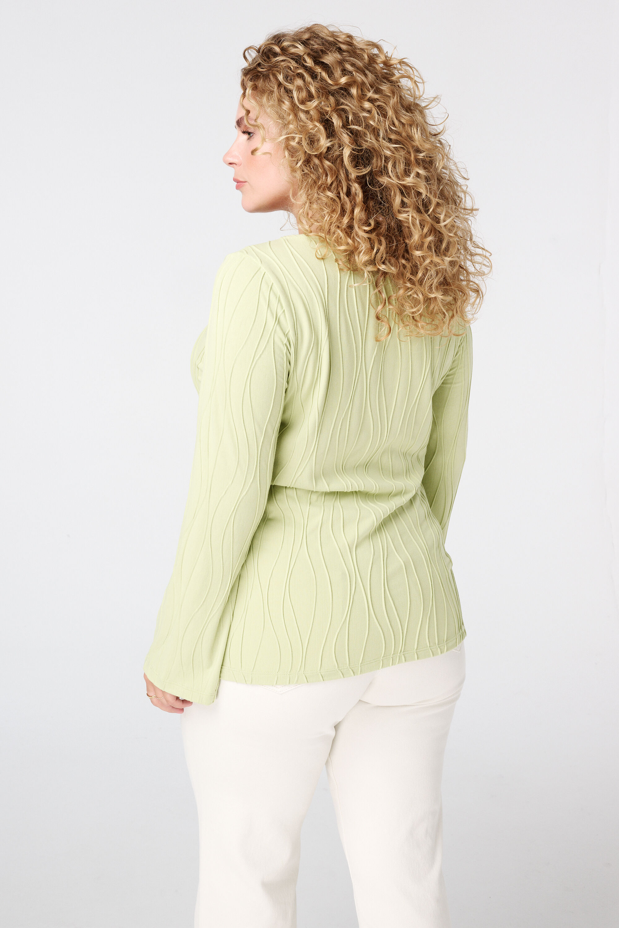 Camiseta ajustada de manga larga image number 3