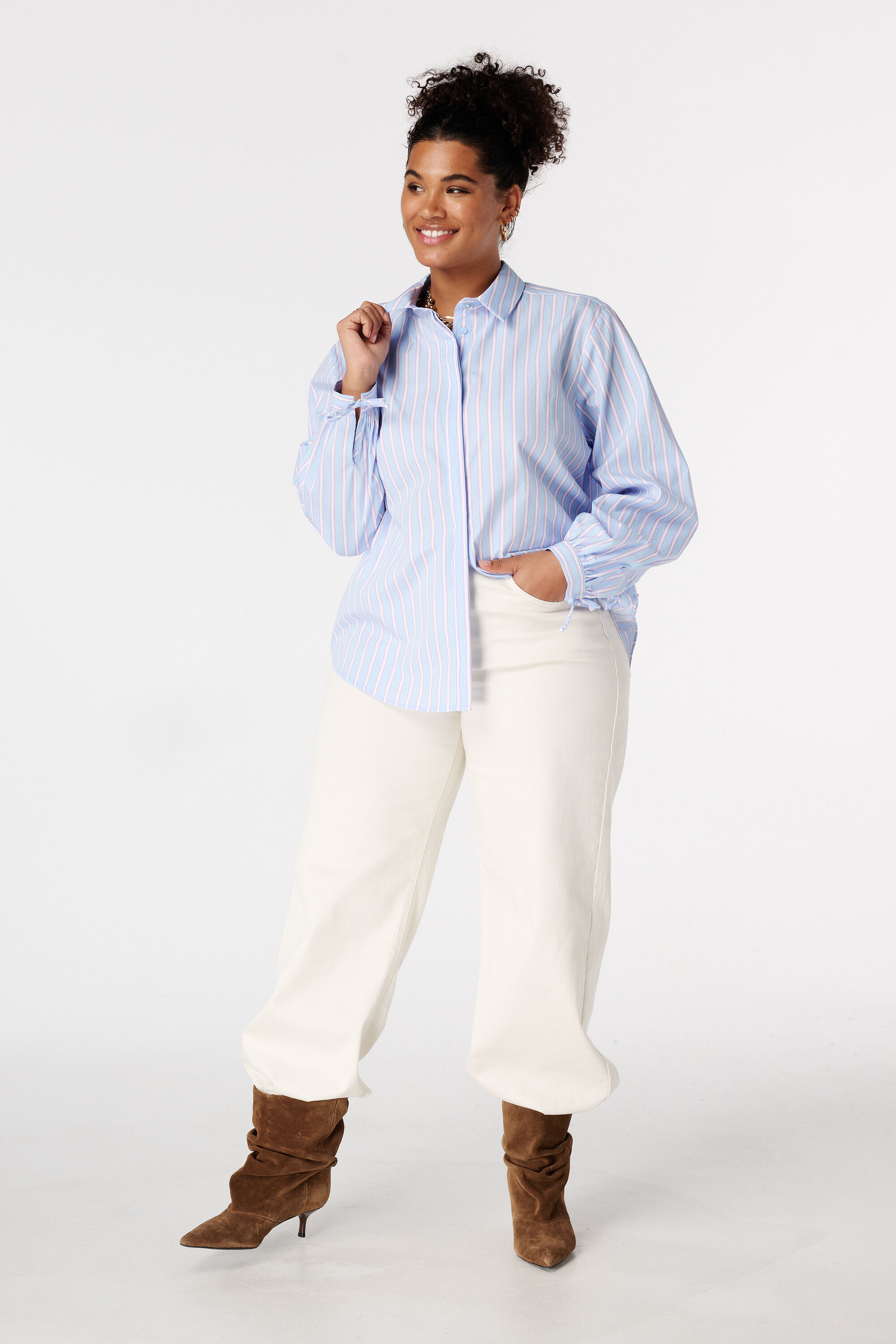 Blusa a rayas image number 5