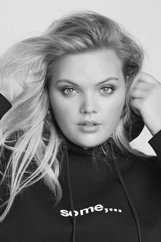 Sudadera con texto impreso image number 3