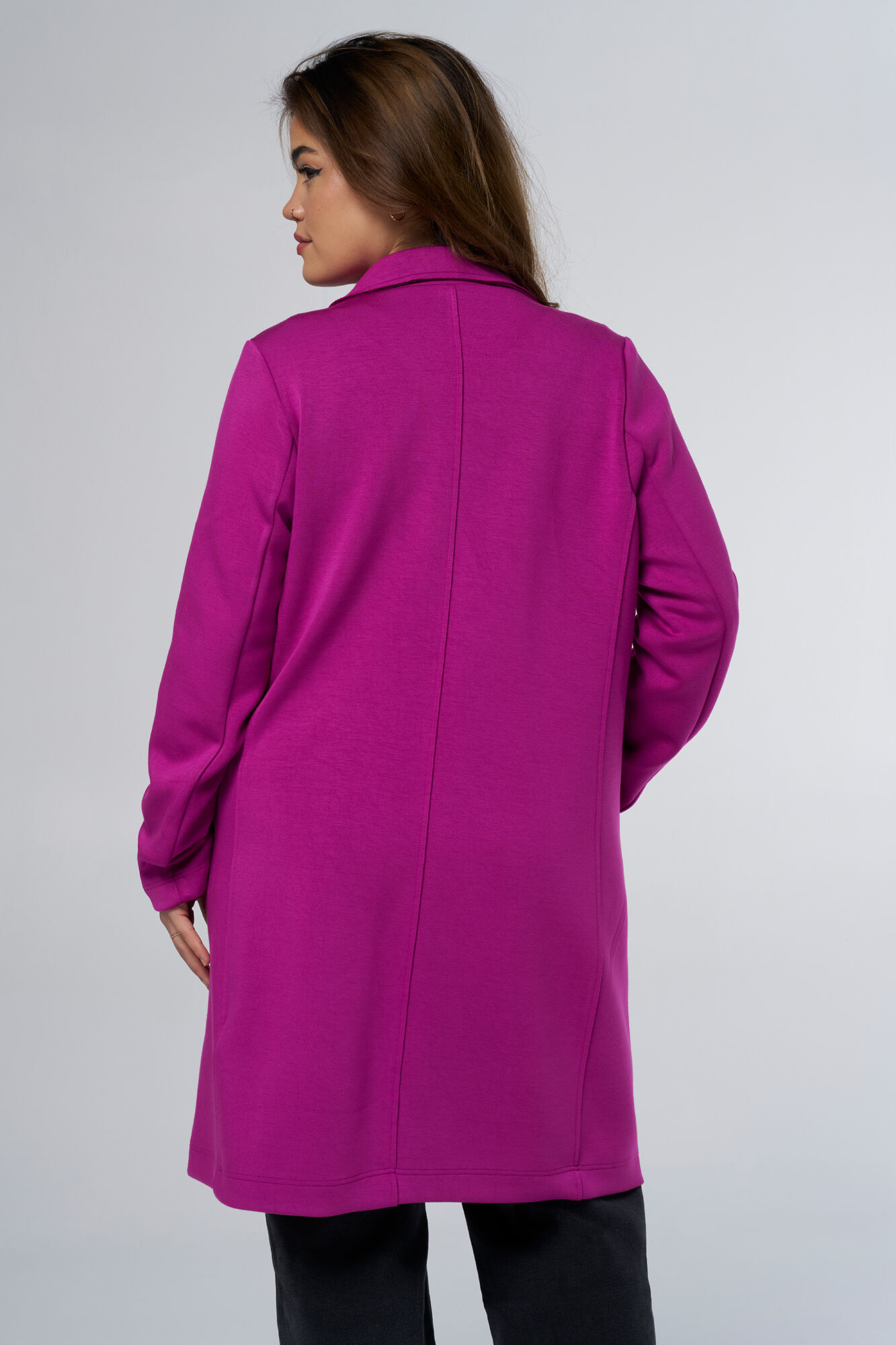 Abrigo con botones  image number 3