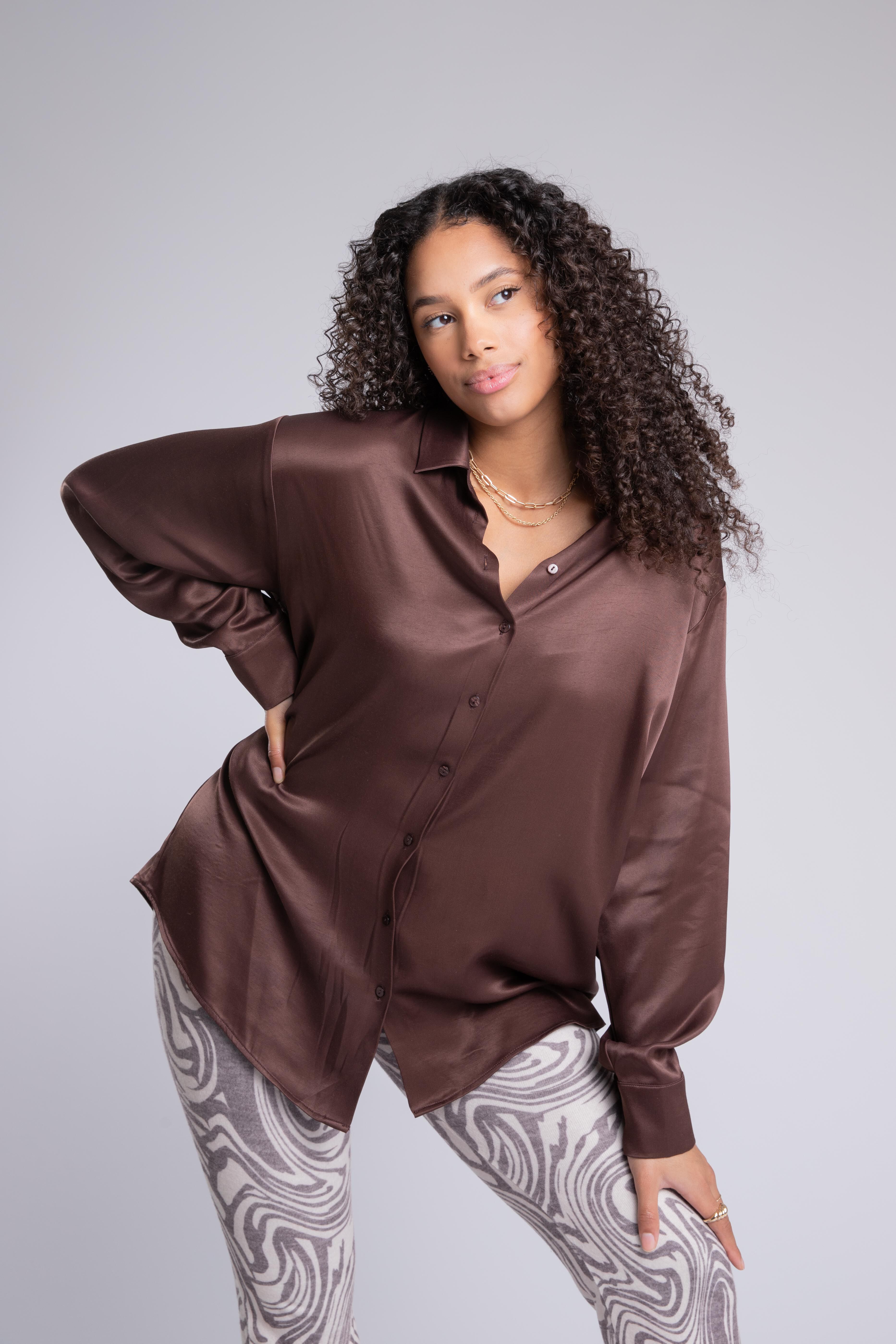 Blusa de sat&eacute;n  image number 5