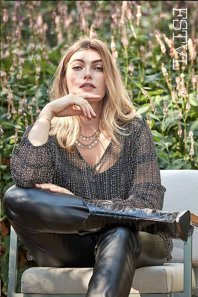 Blusa transparente image number 0