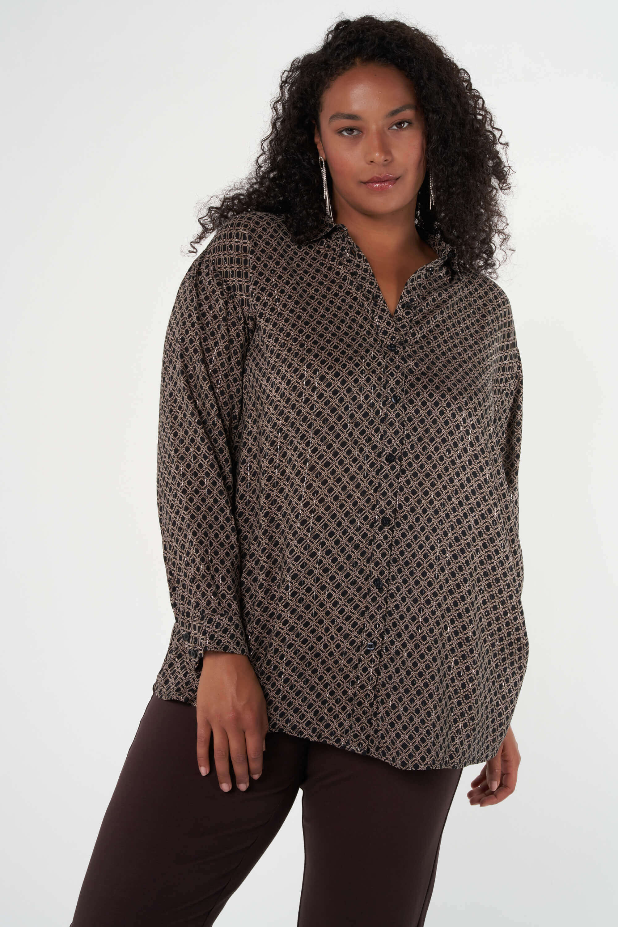 Blusa ligera con estampado image number 6