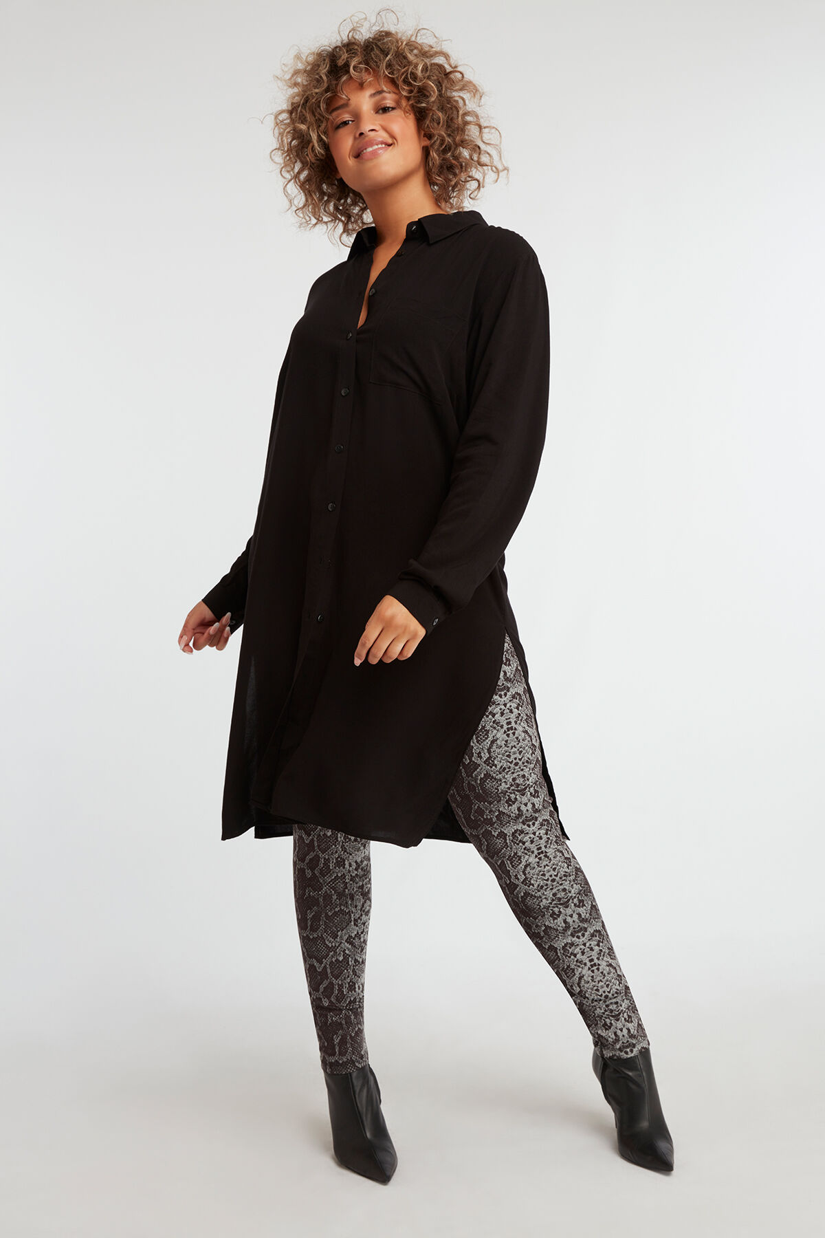 Leggings con estampado de serpiente image number 3