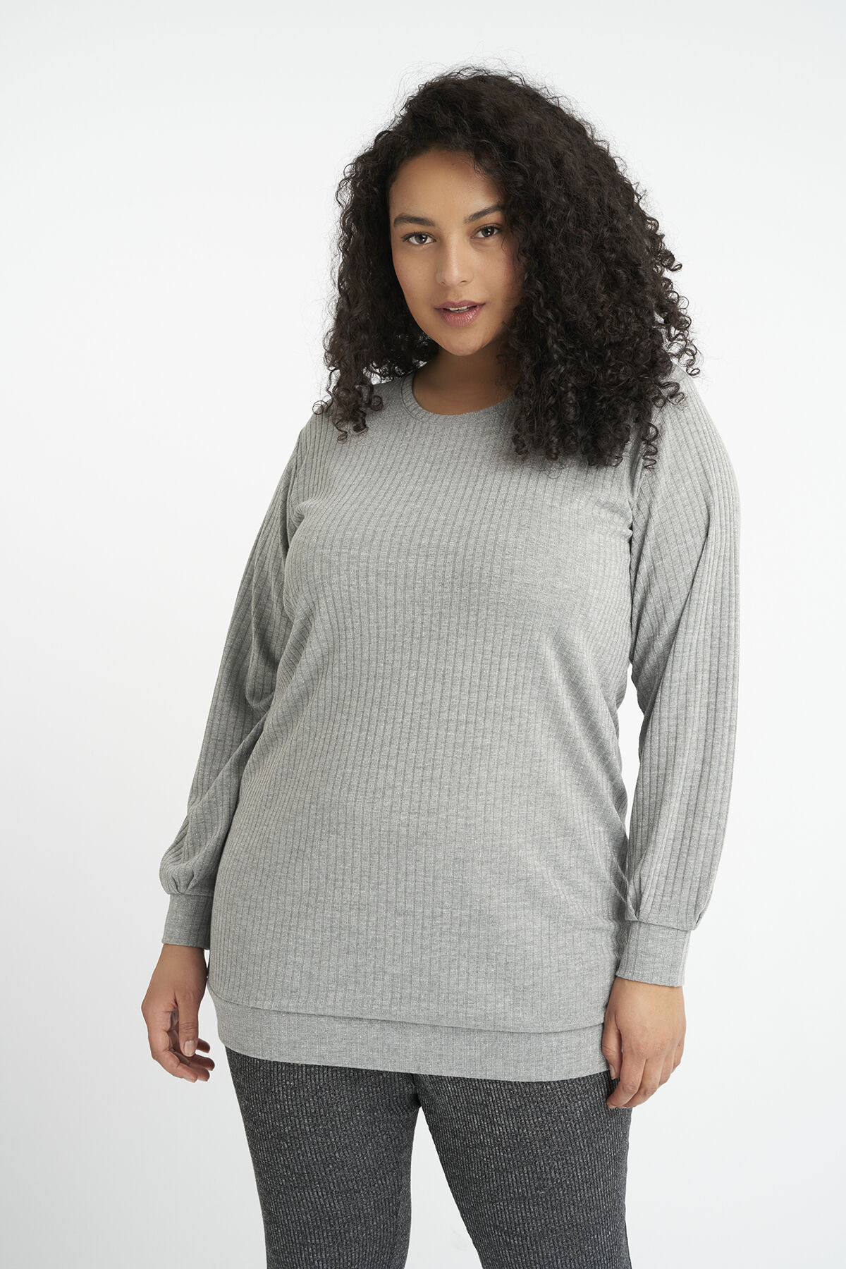 Su&eacute;ter largo  image number 5