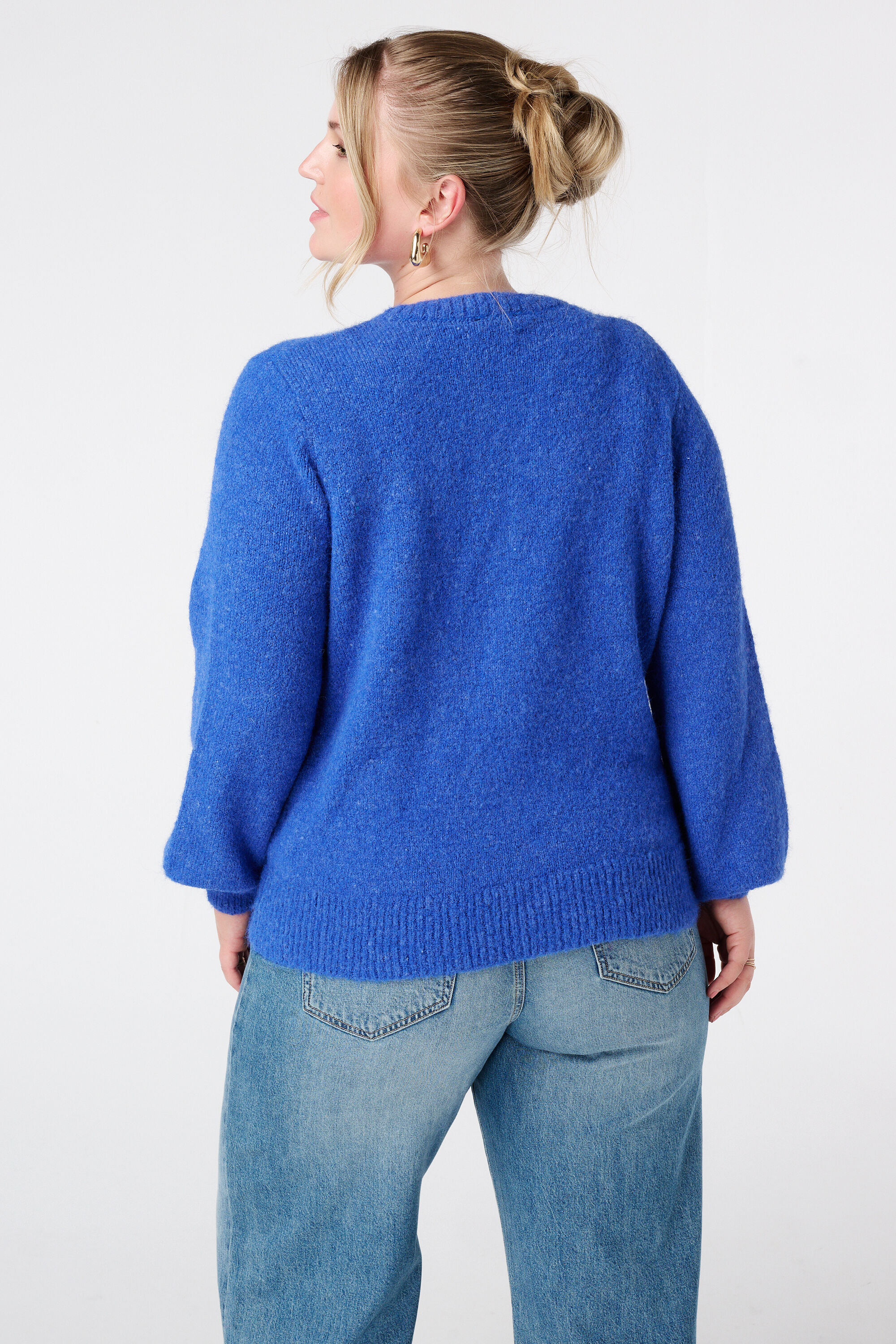 C&aacute;rdigan de punto fino con cierre de botones image number 3