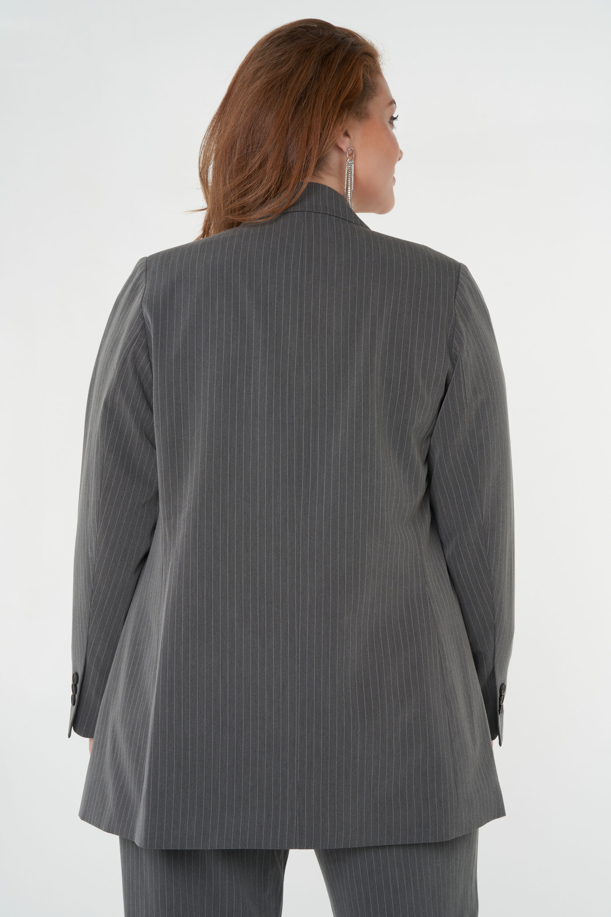 Blazer a rayas de tiza image number 4