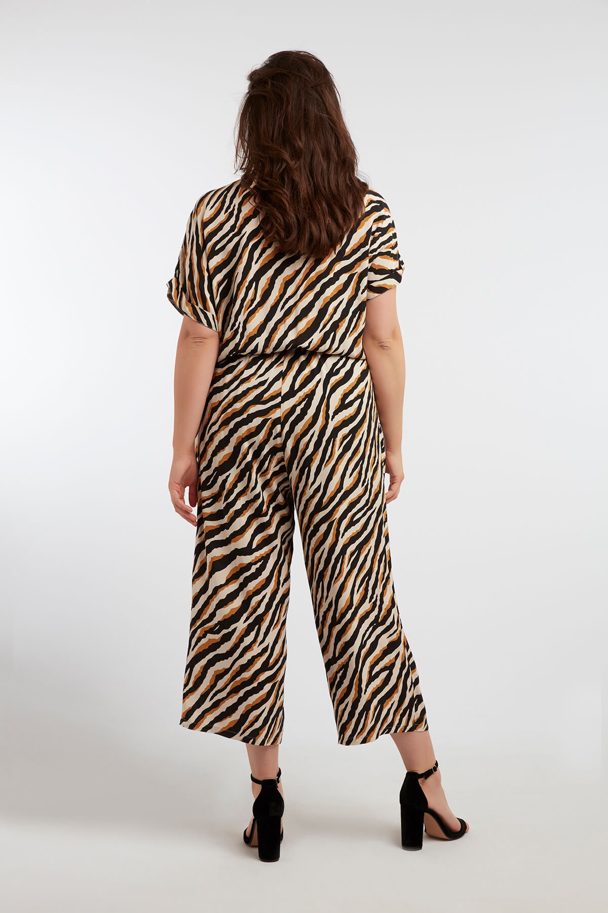 Mono de animal print image number 6
