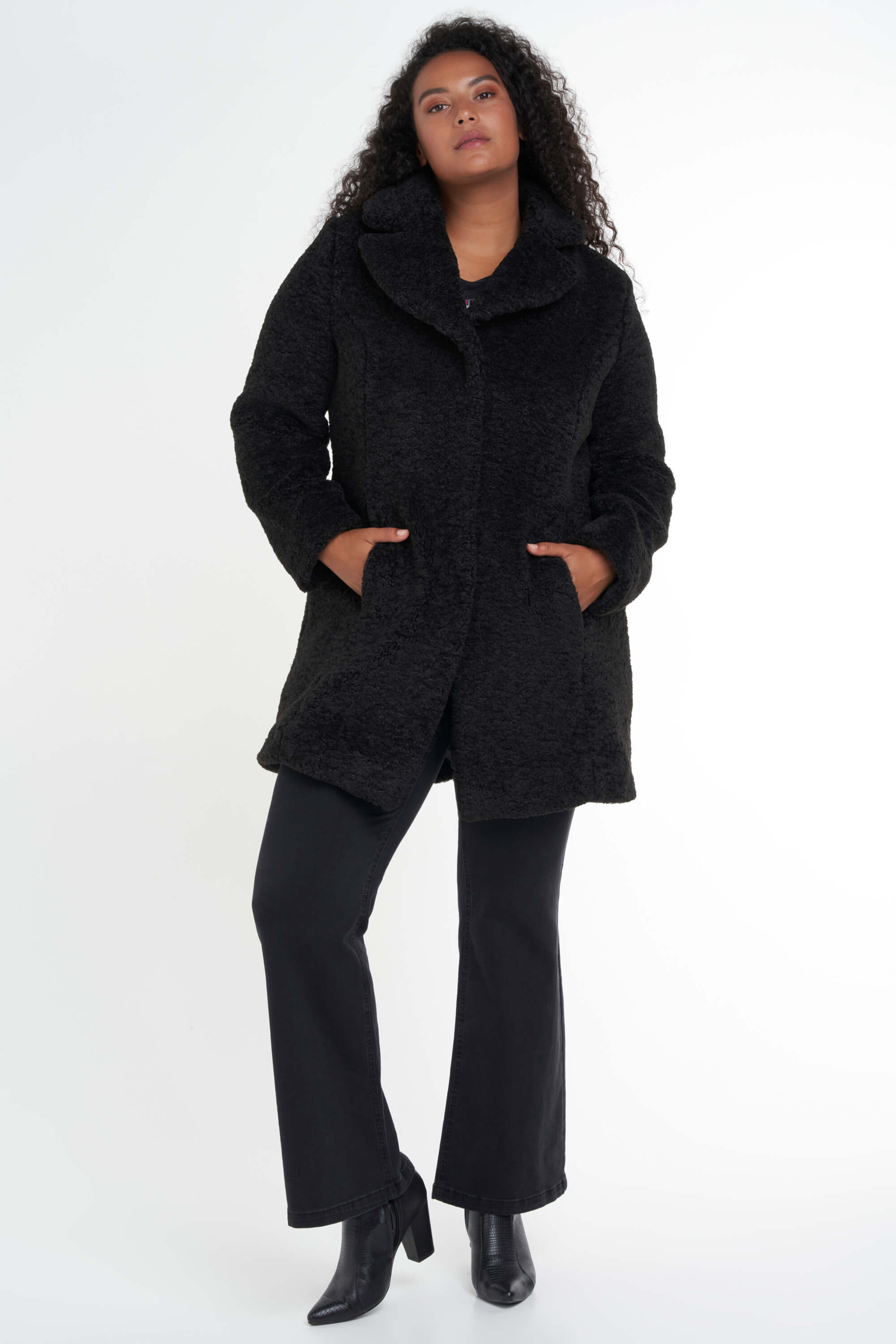 Abrigo largo image number 6