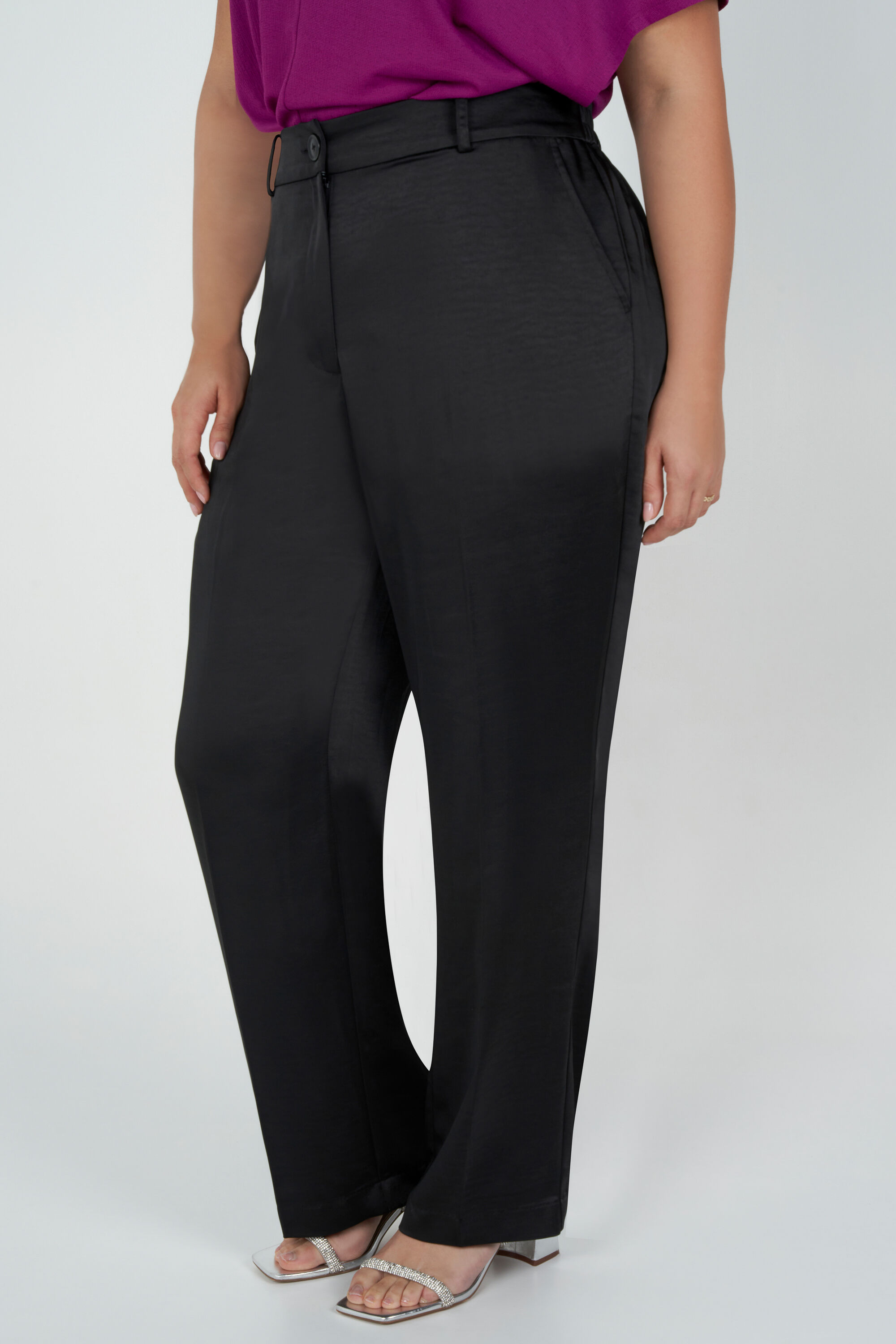 Pantalones de sat&eacute;n image number 5