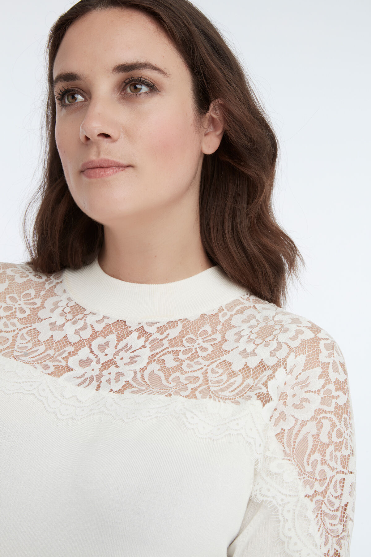 Jersey con encaje image number 4