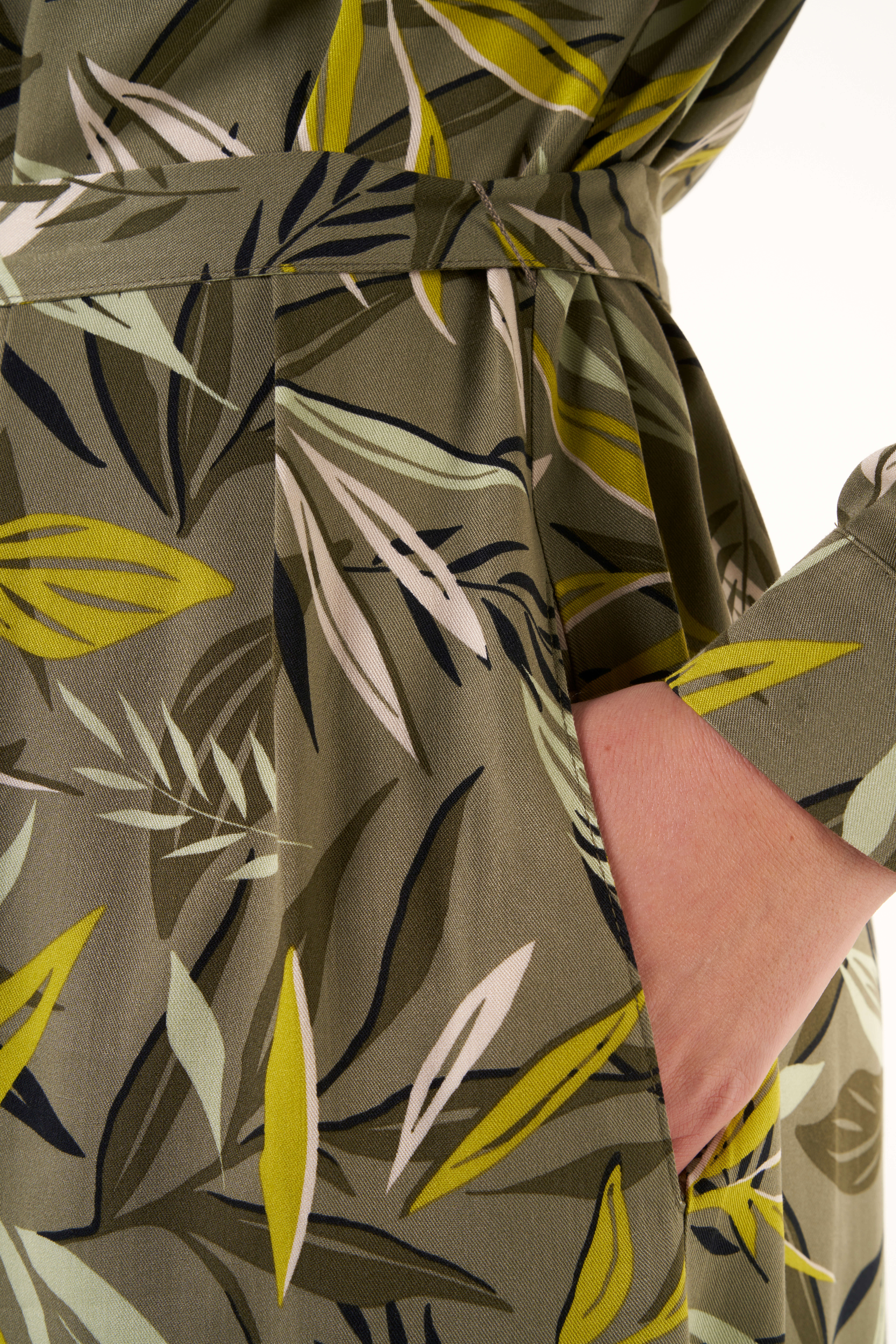 Vestido con bolsillos image number 5