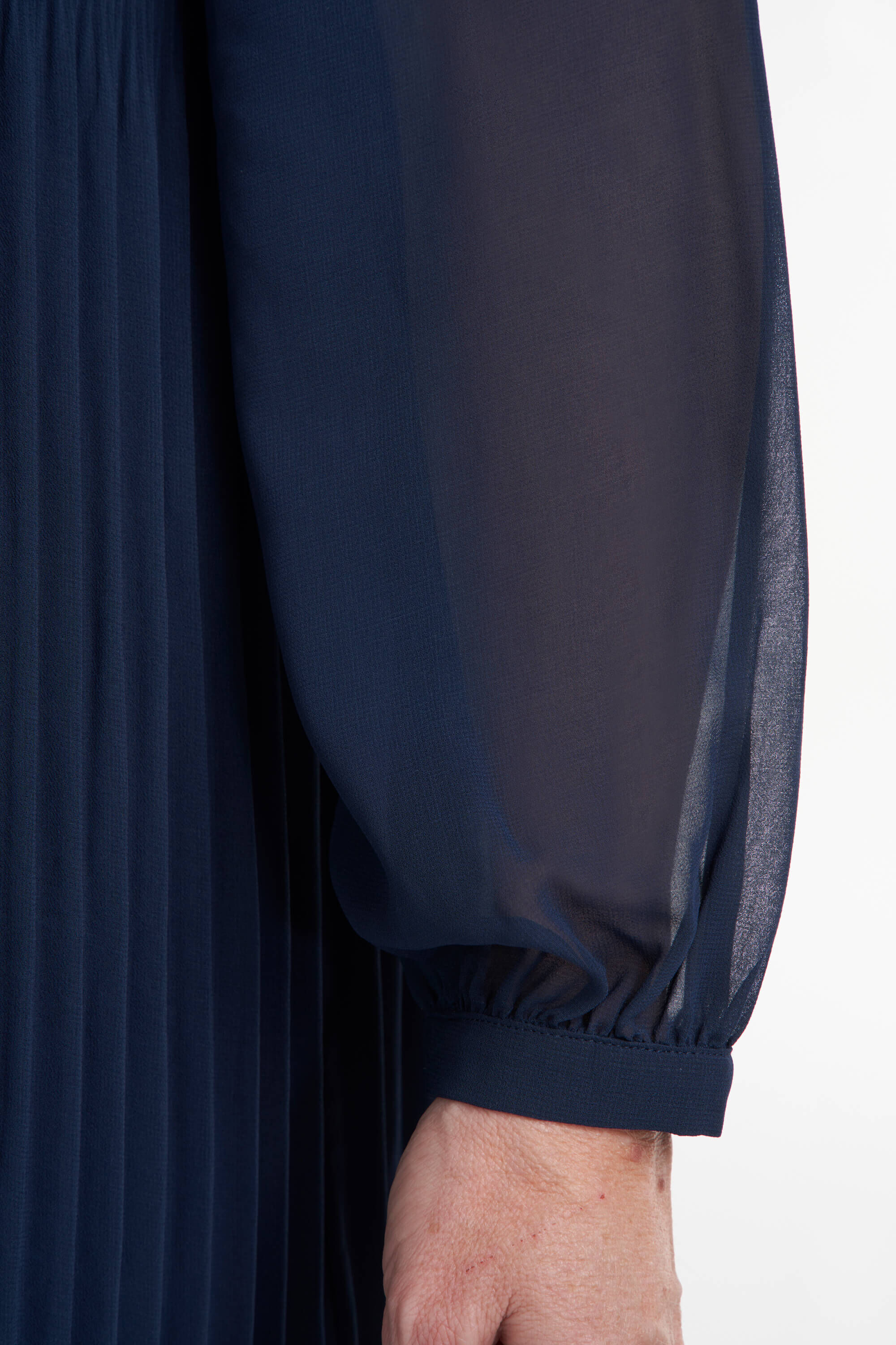 Vestido plisado image number 4